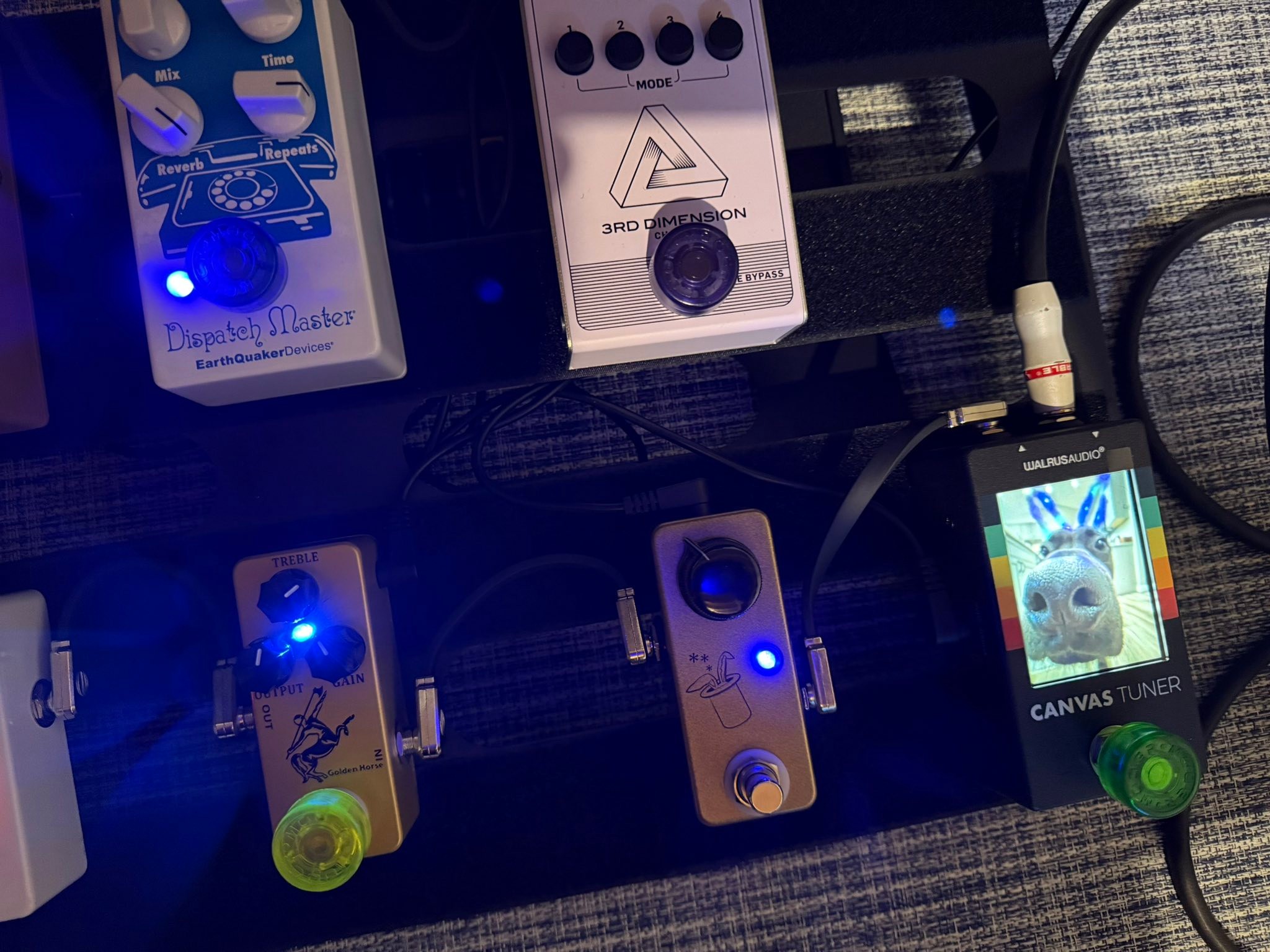 How does JHS prestige pedal color sound?