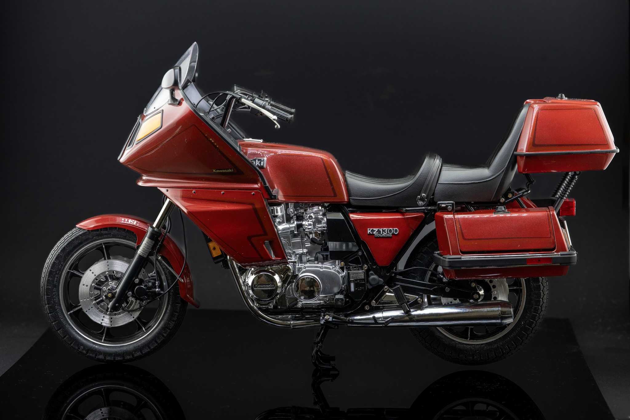 Custom-built Tamiya Kawasaki KZ1300 model with unique paint job