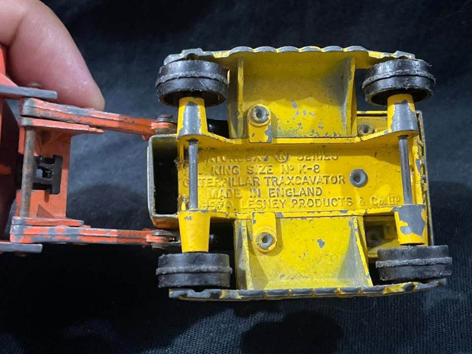 Vintage 1970 Matchbox King Size Caterpillar Traxcavator – Just The Tracks!