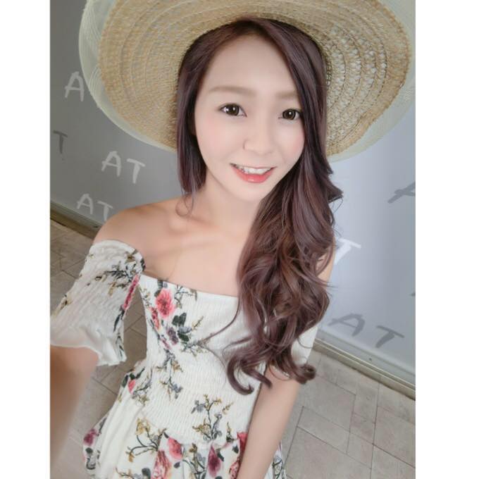Angel妍 - Angel妍 added a new photo.
