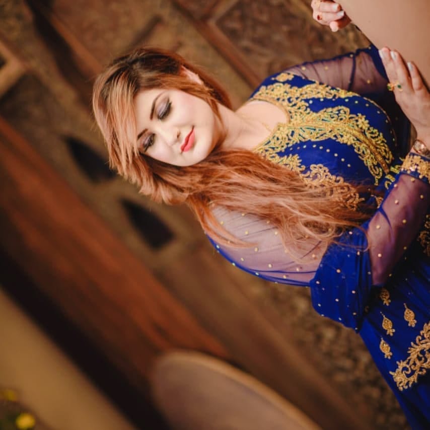 Mahnoor - ماه نور