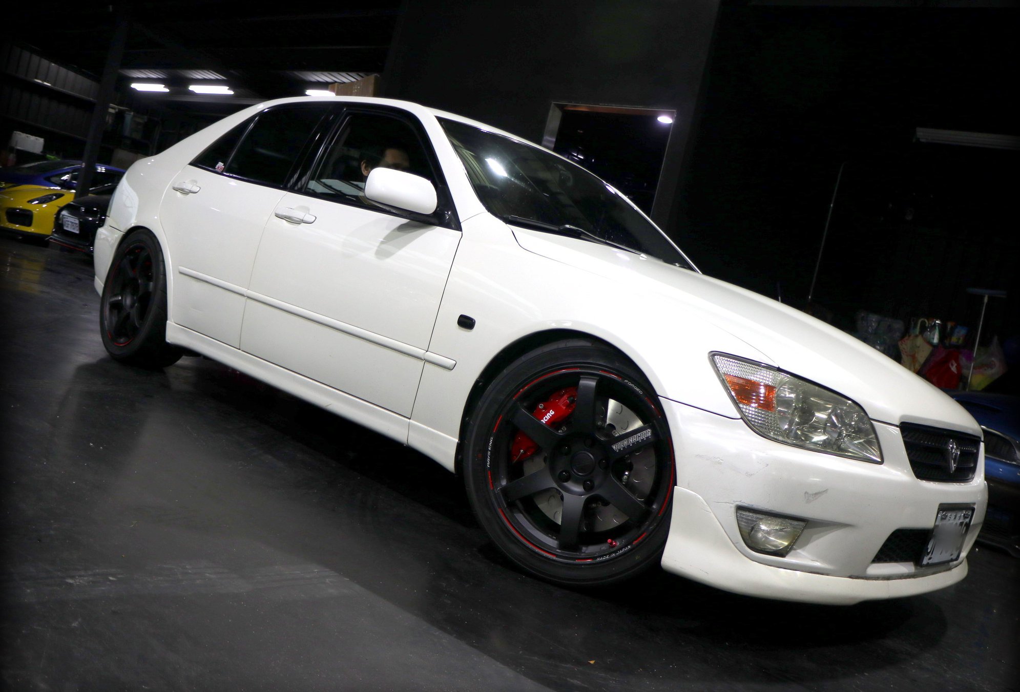 LEXUS IS200 換裝 前AP CP9040 六活塞煞車 後AP... - 布魯商行(Blues Garage) | Facebook