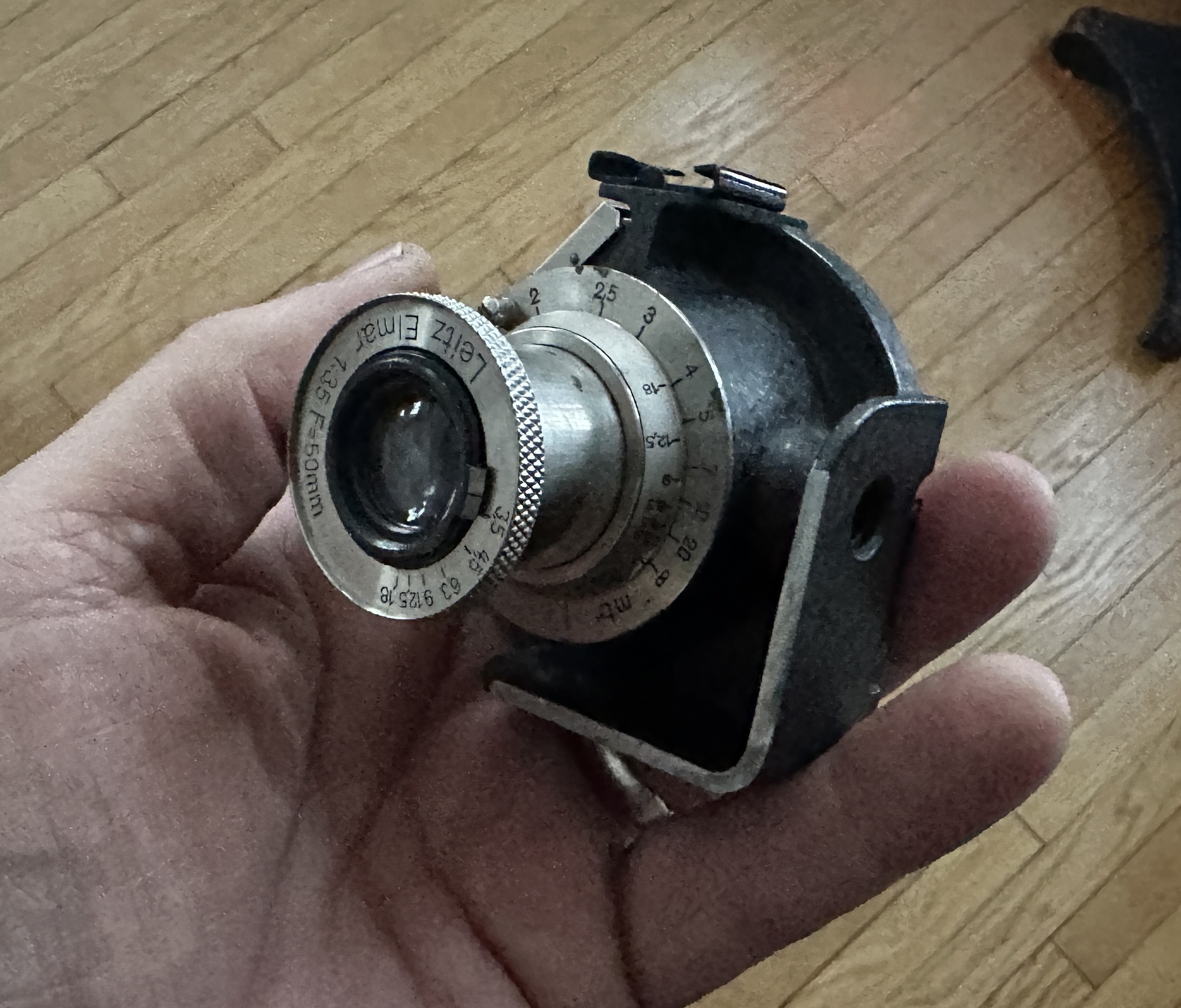 Testing 1925 era emulsion film with rare 1934 Leica Oligo camera