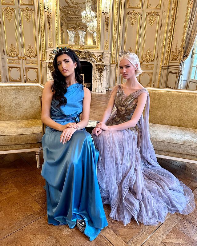 lara cosima blue dress Angelina Jordan and at debutante ball 1962 Marilyn Monroe Singing Dresses_Sleeveless Color:Canary