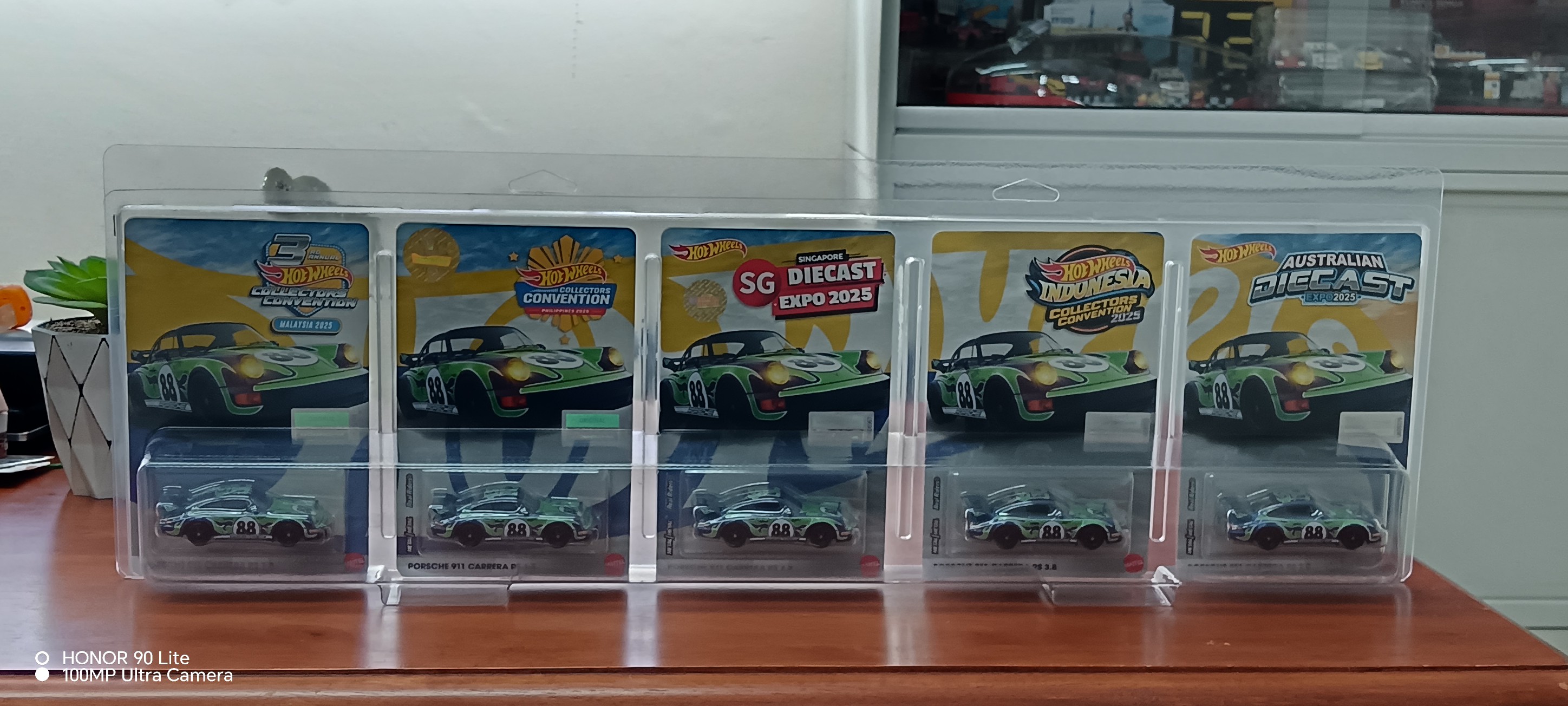 Hot wheels collector's convention malaysia 2025 dinner set for sale