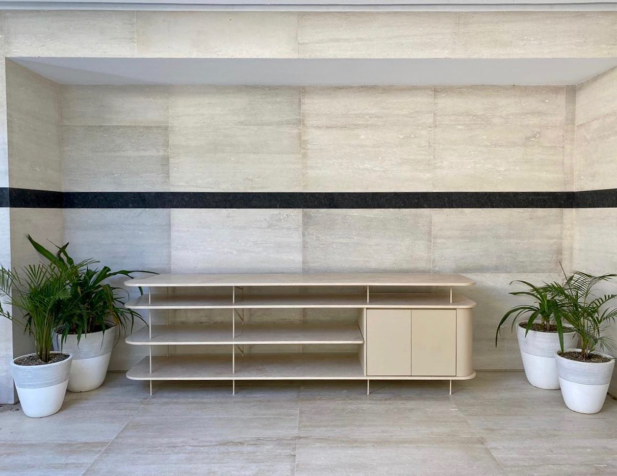 La Veta Stone & Crafted Interiors - DISEÑO A MEDIDA CONSOLA ...