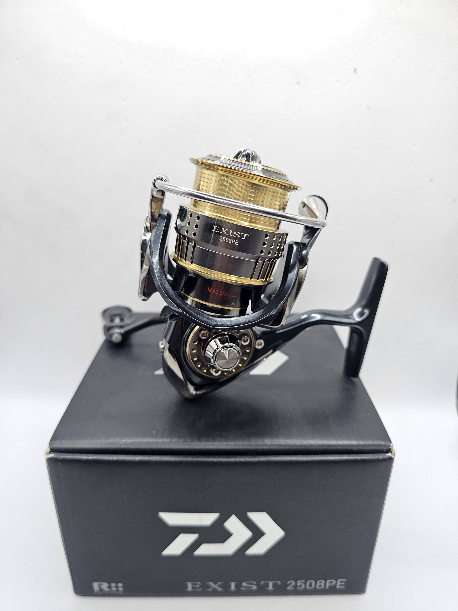 Daiwa​ ทExist 2508PE 2015