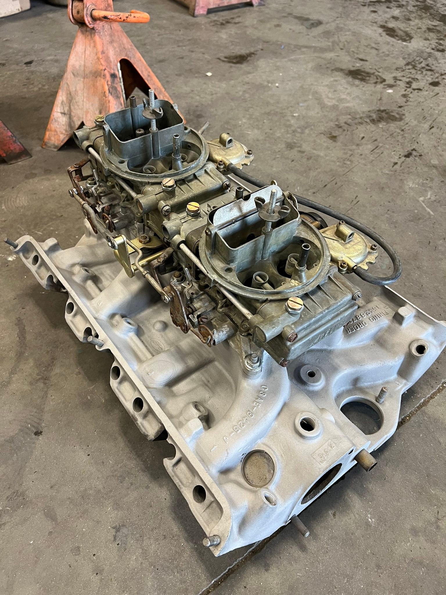 Are carbs correct for intake manifold