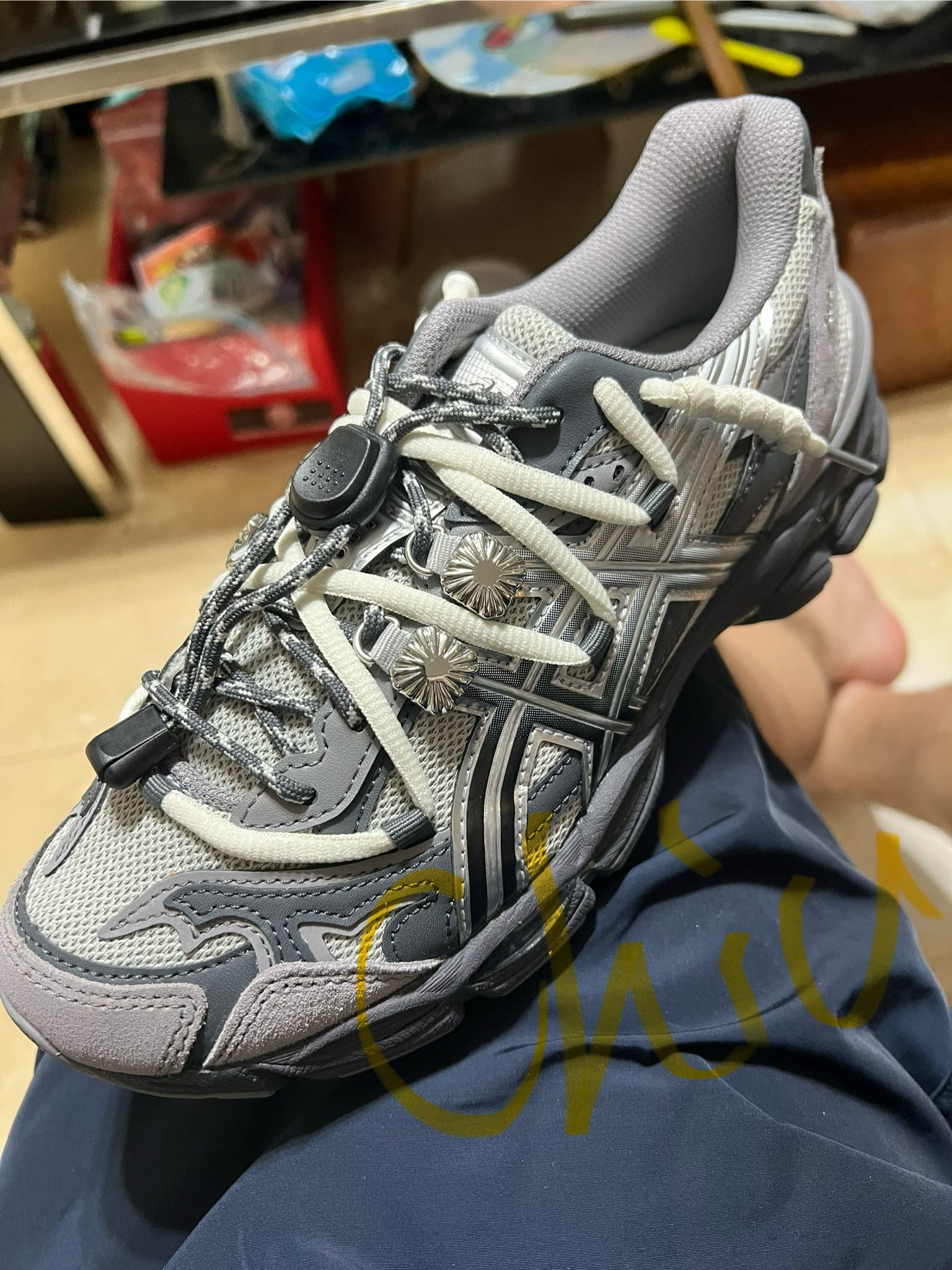 目的】出售【商品名稱】 TOGA × ASICS Gel-Cumulus 16 TG 灰色【商品 
