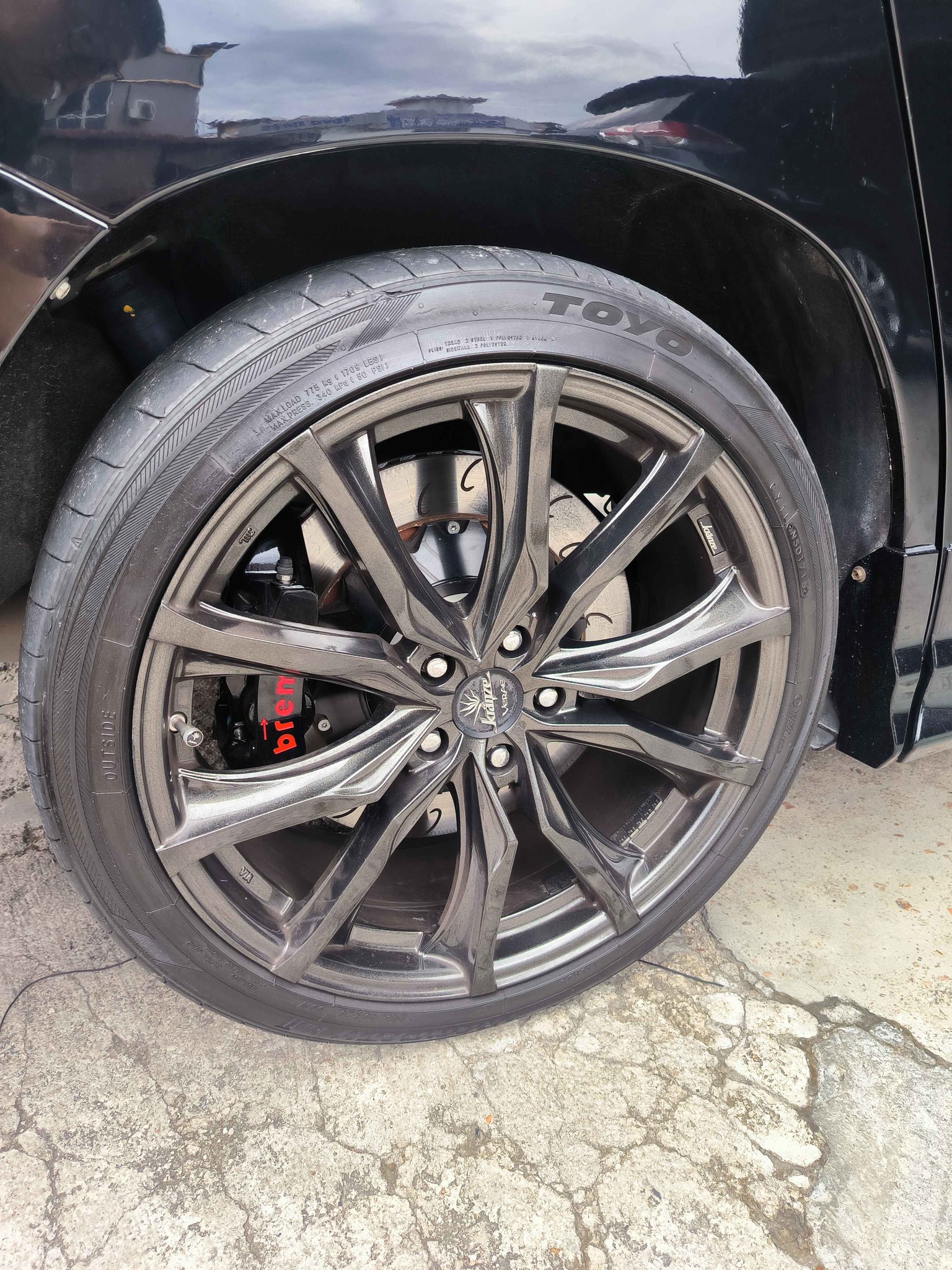WEDS KRANZE VERAE 713EVO PCD = 5*114.3 OFFSET = 8.5j ET +48 MADE