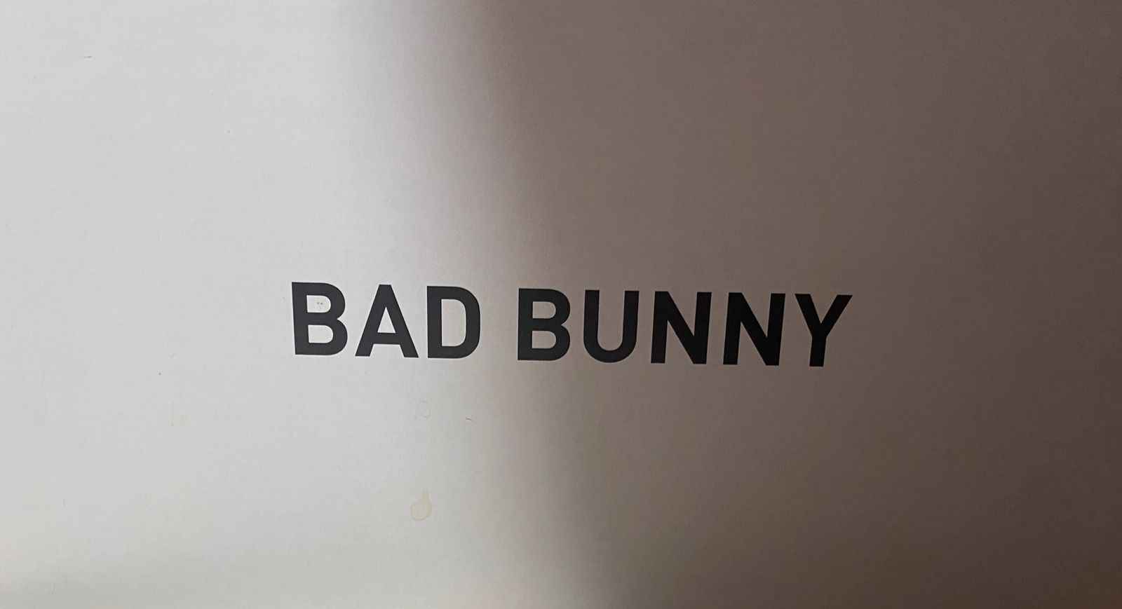 Tenis Adidas campus Bad Bunny de hombre talla 8 y medio viene con