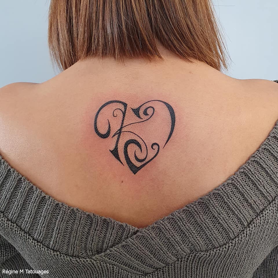 Tatouage Femme Coeur Avec Initiale