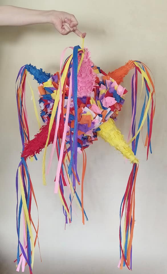 Piñata / პინიატა