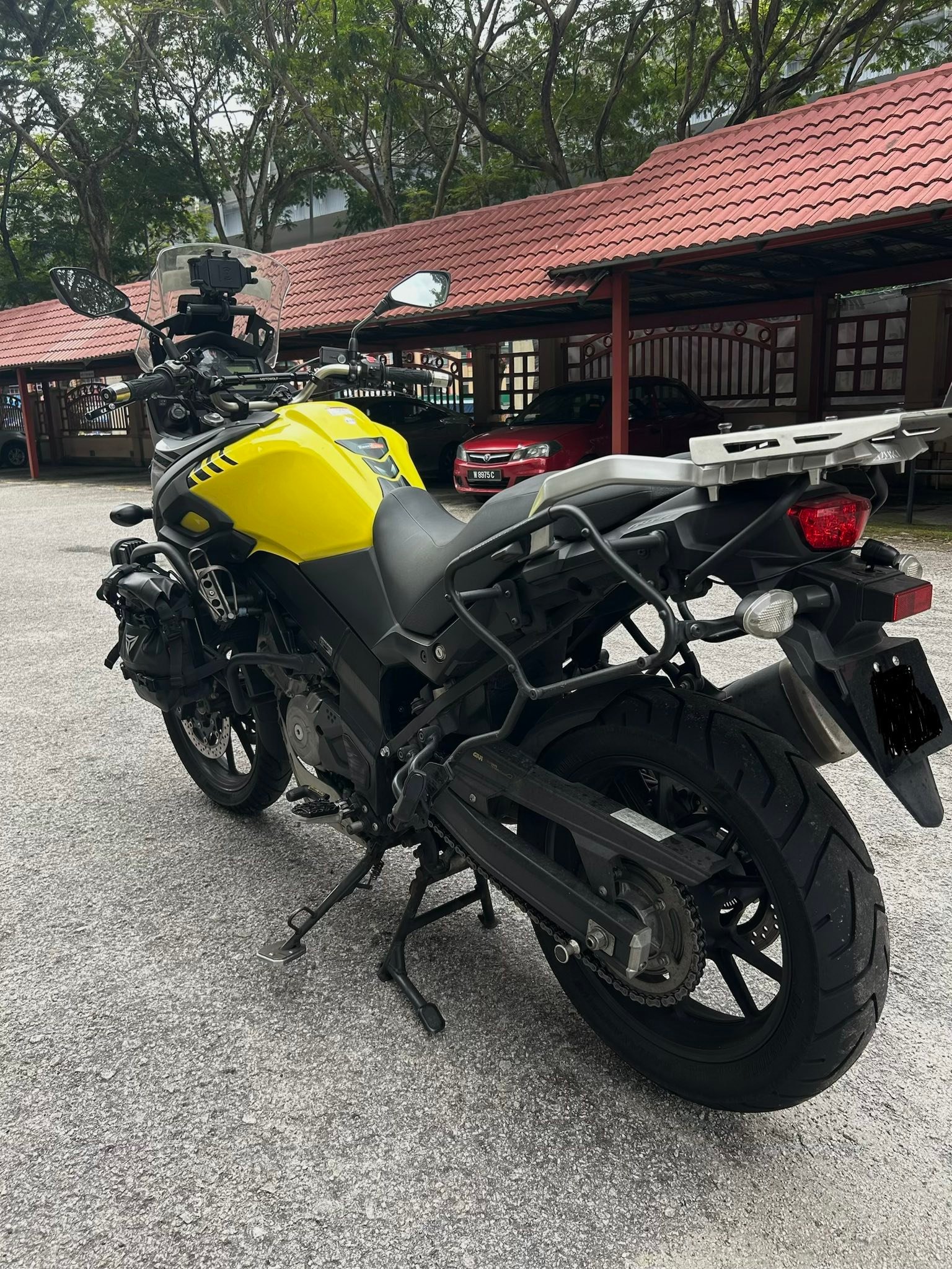 NON -LAMS VStrom 650 Selling my VStrom setup for long range