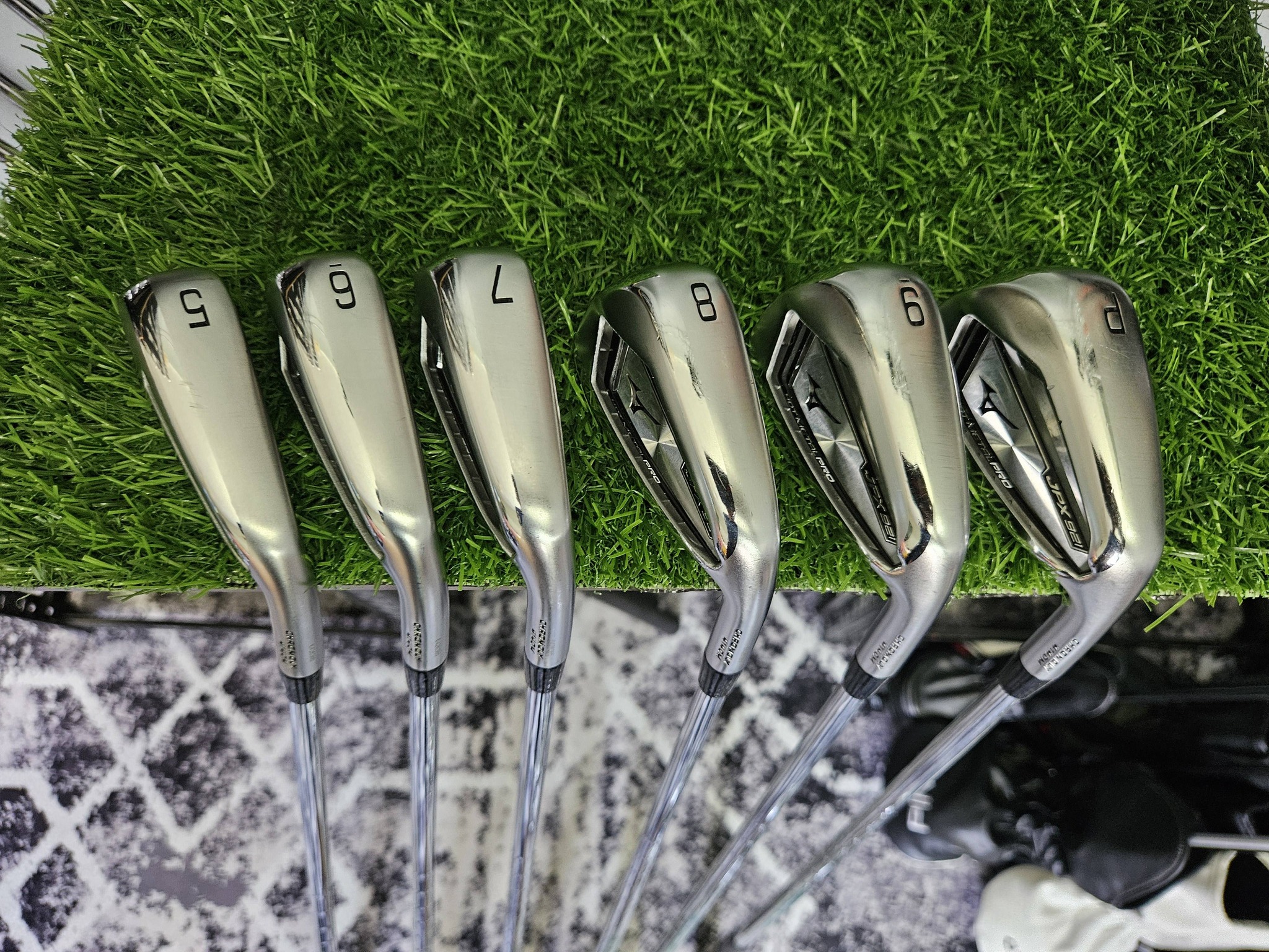 Mizuno JPX 921 Hot Metal Pro Iron Iron 5,6,7,8,9&PW Shaft: NS Pro 