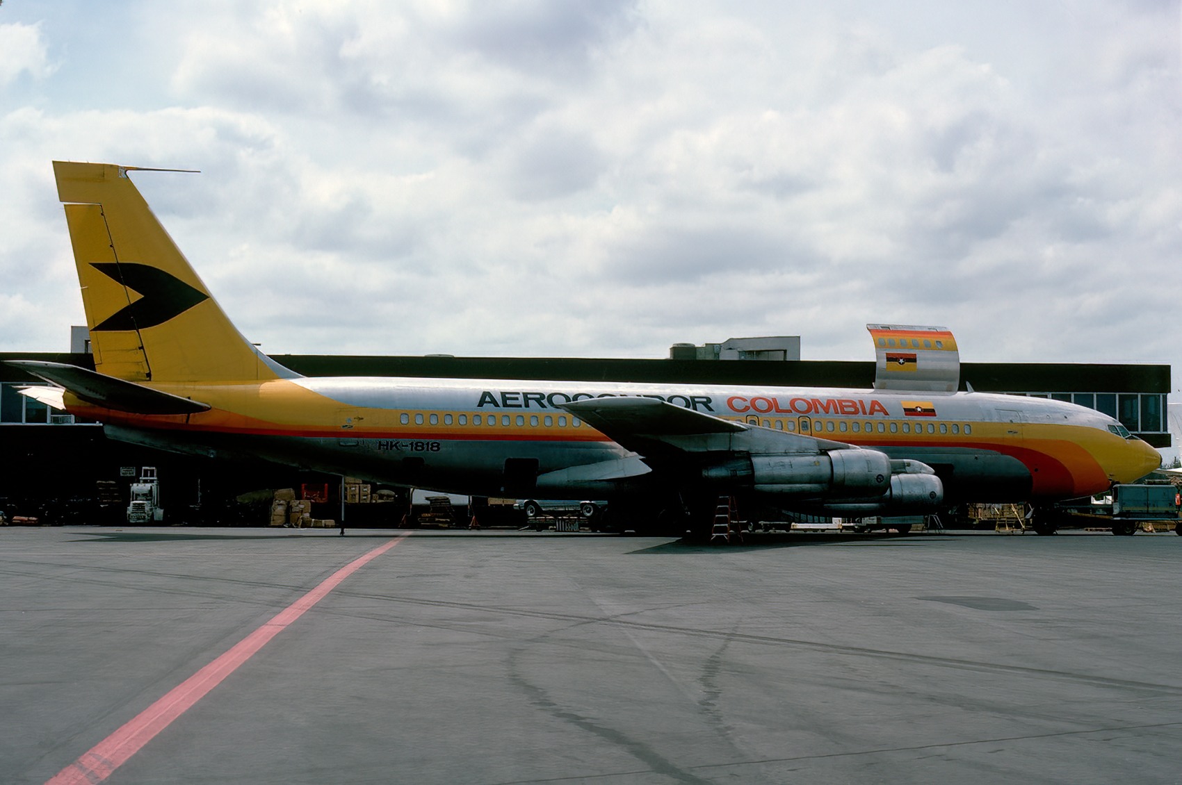 Aerocondor Colombia Boeing 707 HK-1818 Taken 1977 not sure where