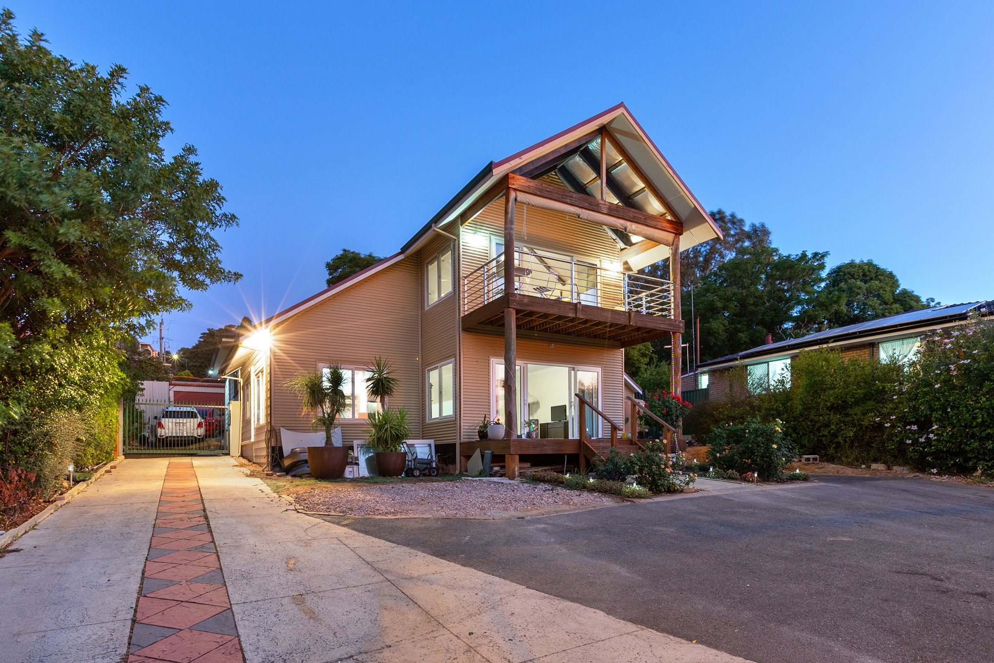 🔵🔴 FOR SALE 🔴🔵 🔹 108 South... - Con Mathews Real Estate | Facebook