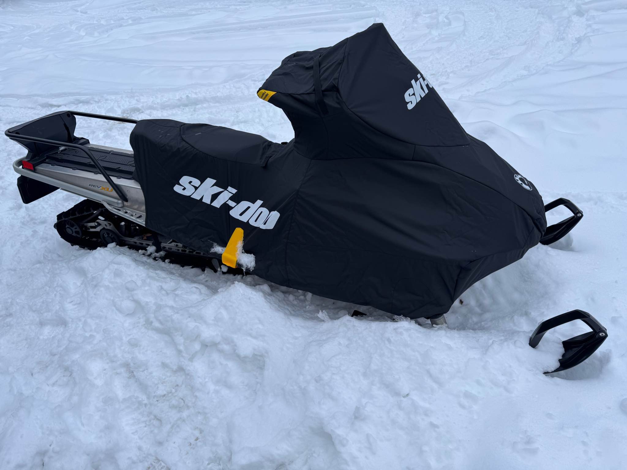 Heavy-Duty Waterproof Snowmobile Cover For Skidoo Expedition & Tundra 600 (2012–2025) – Oxford Fabric With Windproof Buckles & Storage Bag