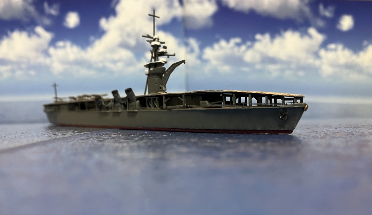 フジミ1/700 空母鳳翔起工時。 世界で初めて空母として完成した日本