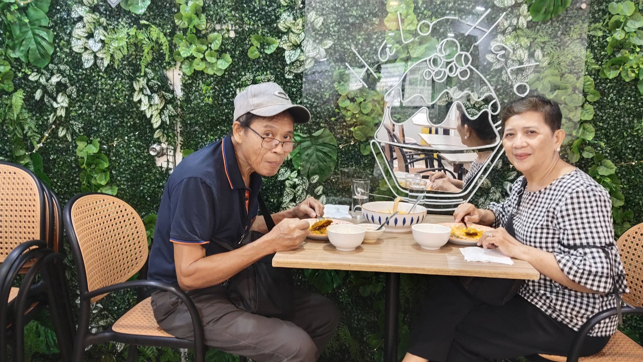 KA Muning's Halo-Halo Café & Restaurant | Quezon City