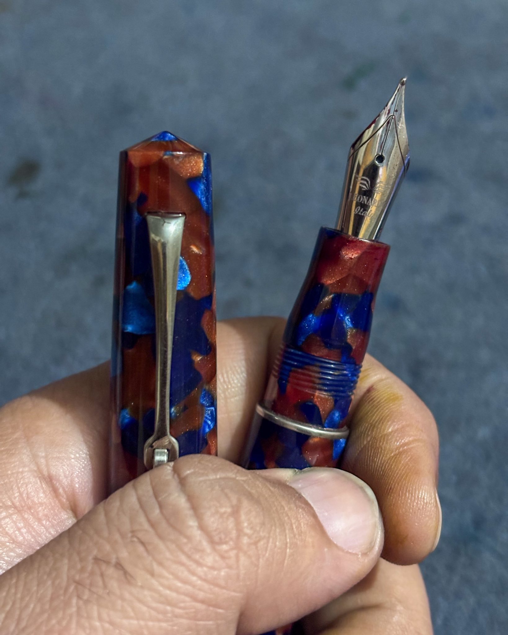 Leonardo Momento Zero Pietra Marina luxury fountain pen