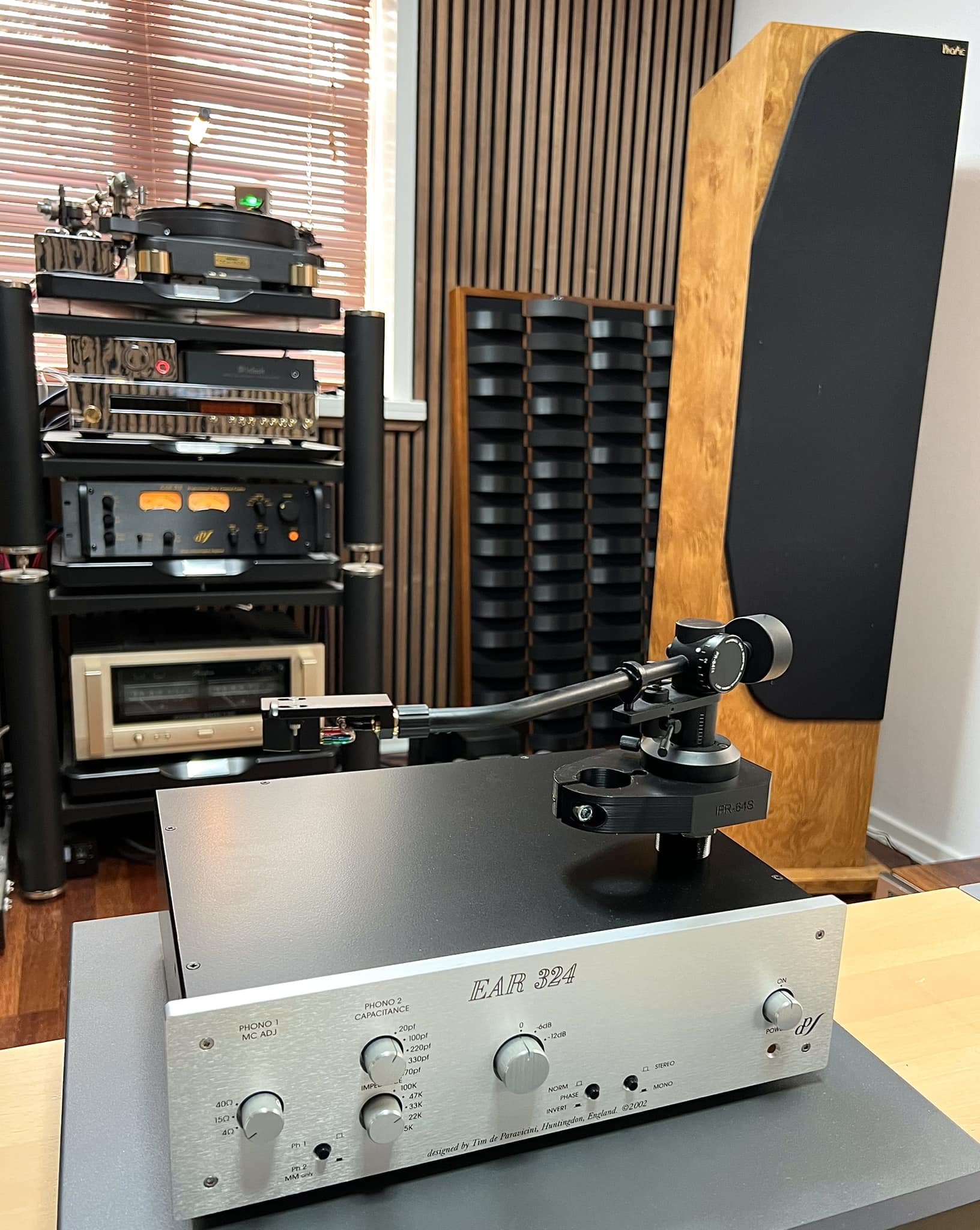Time to try a “new” tonearm with my Koetsu Black. Just bought this