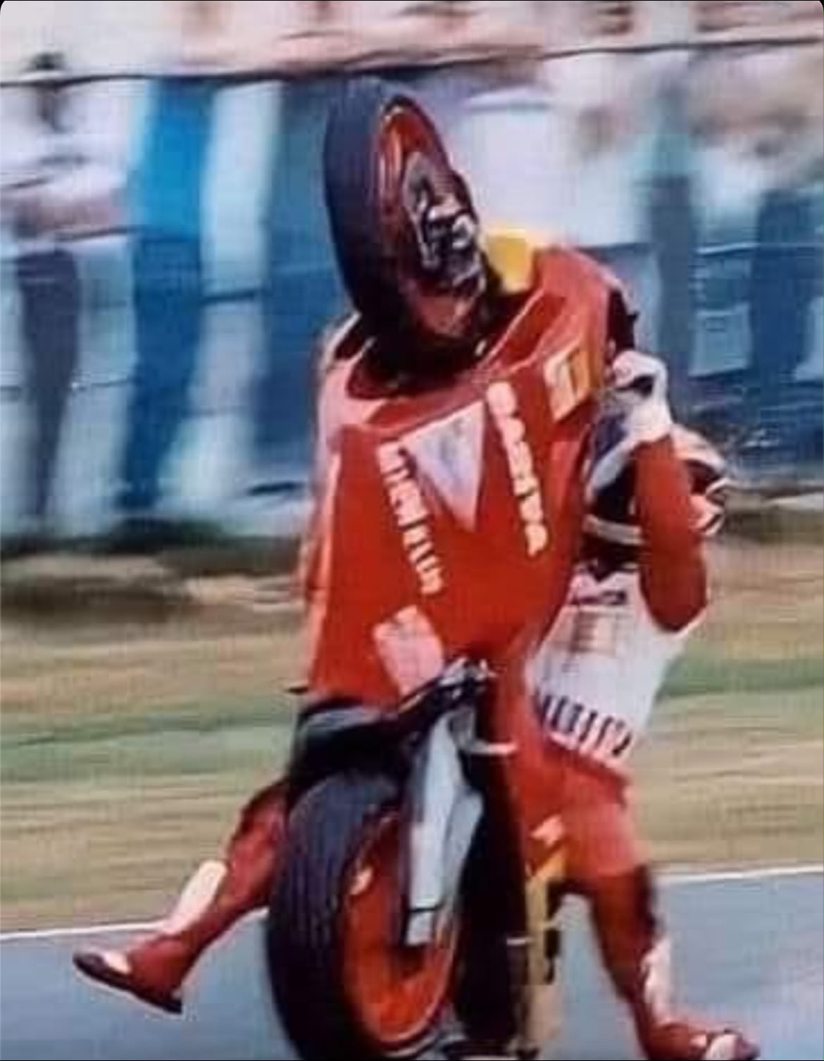 1983 WGP 500cc class FREDDIE vs KENNY〜♪( ´θ｀)ノ
