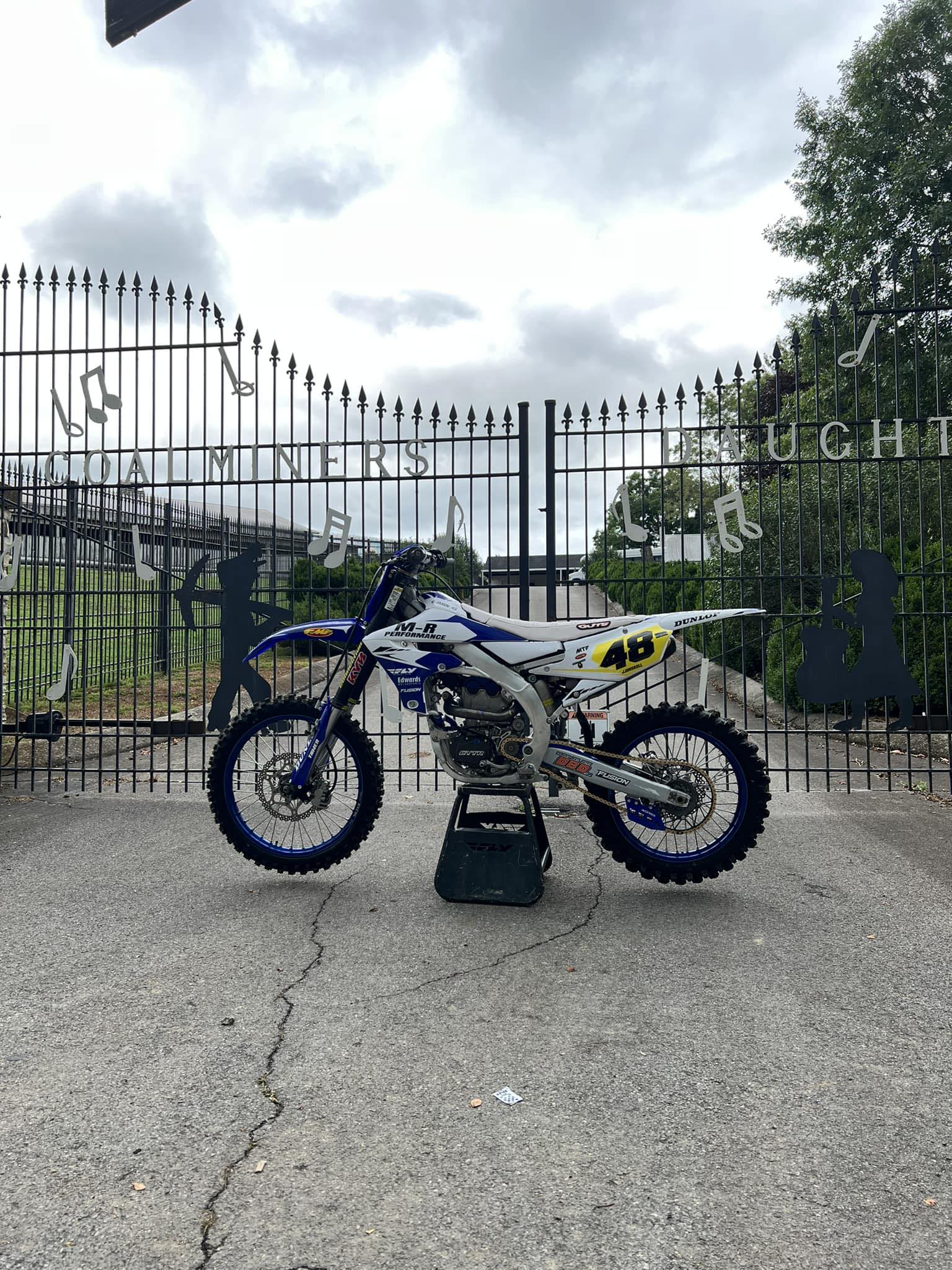 M-R Performance | Glenwood IA