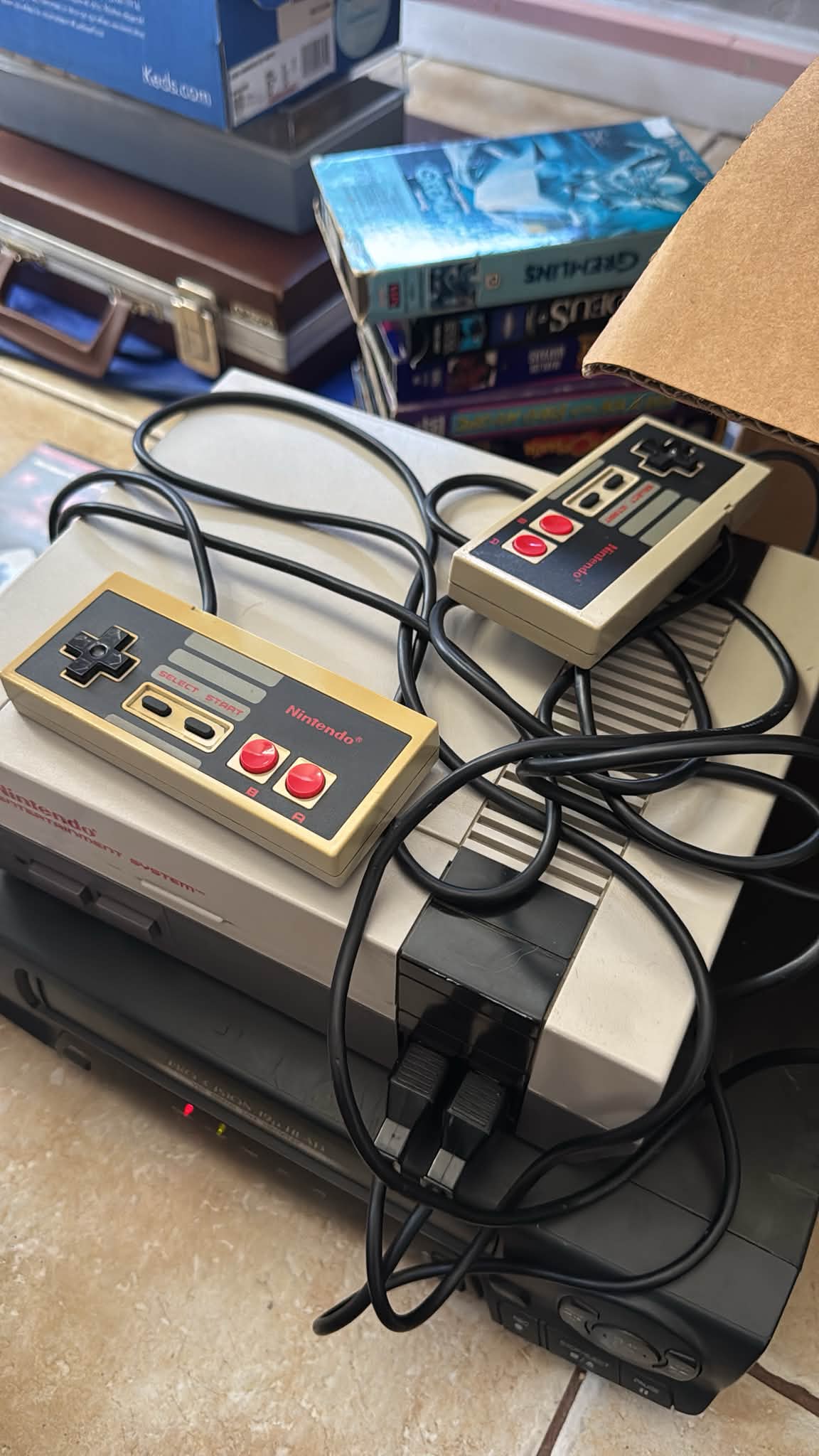 Nintendo Switch Nintendo SWITCH HAC -001 Psa 10 worthy. Open to trades for retro gaming items and maybe