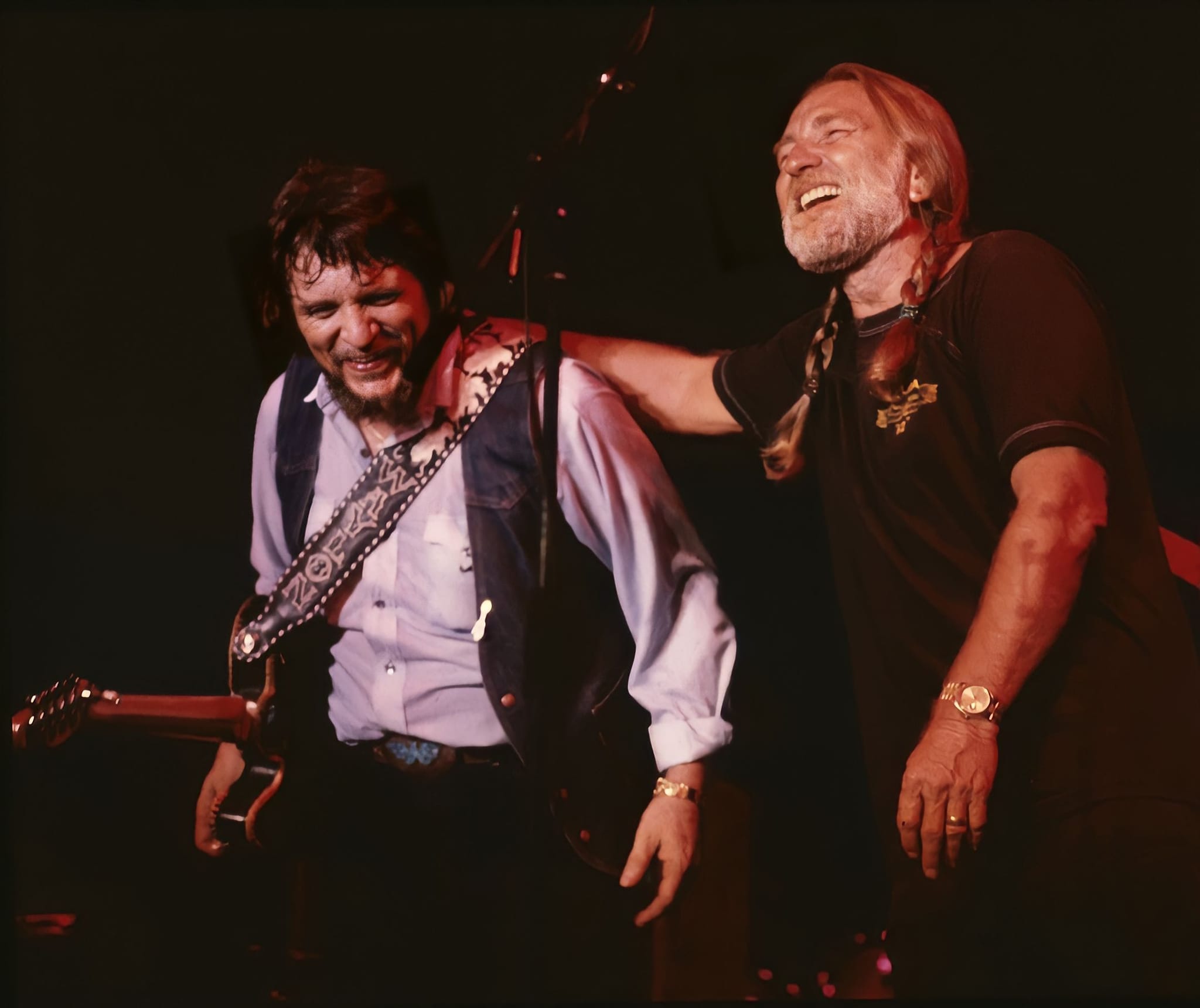 Waylon Jennings - The Greatest There Ever Was | **Waylon in his book ...