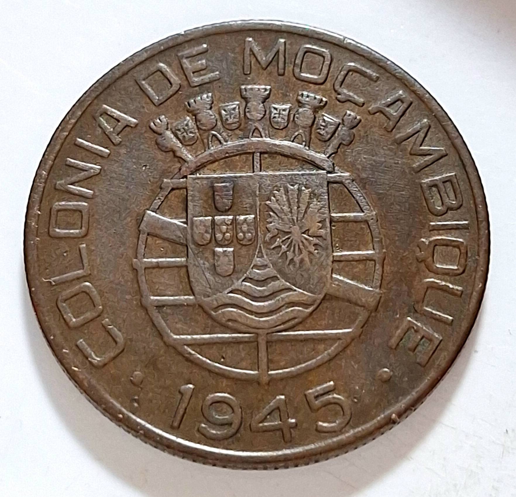 Mozambique 1 escudo coin features