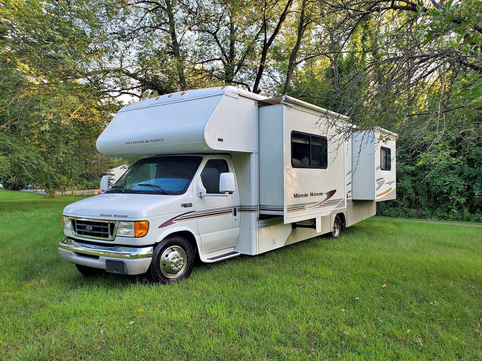 2003 Winnebago 30 foot - RVs & Campers - Fenton, Michigan | Facebook ...