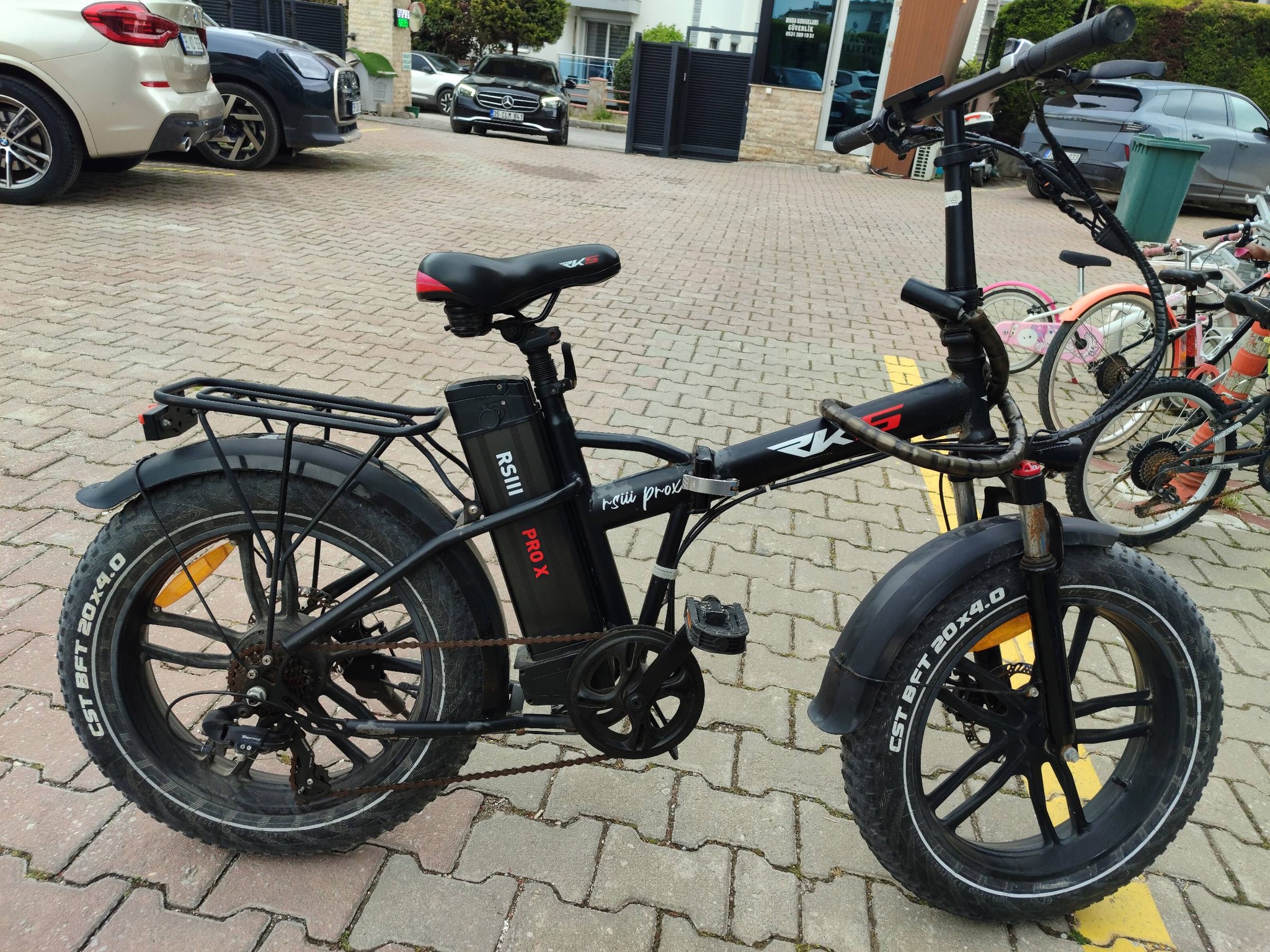 Rs3 Pro Katlanabilir Elektrikli Bisiklet 2024 Eylülde aldım