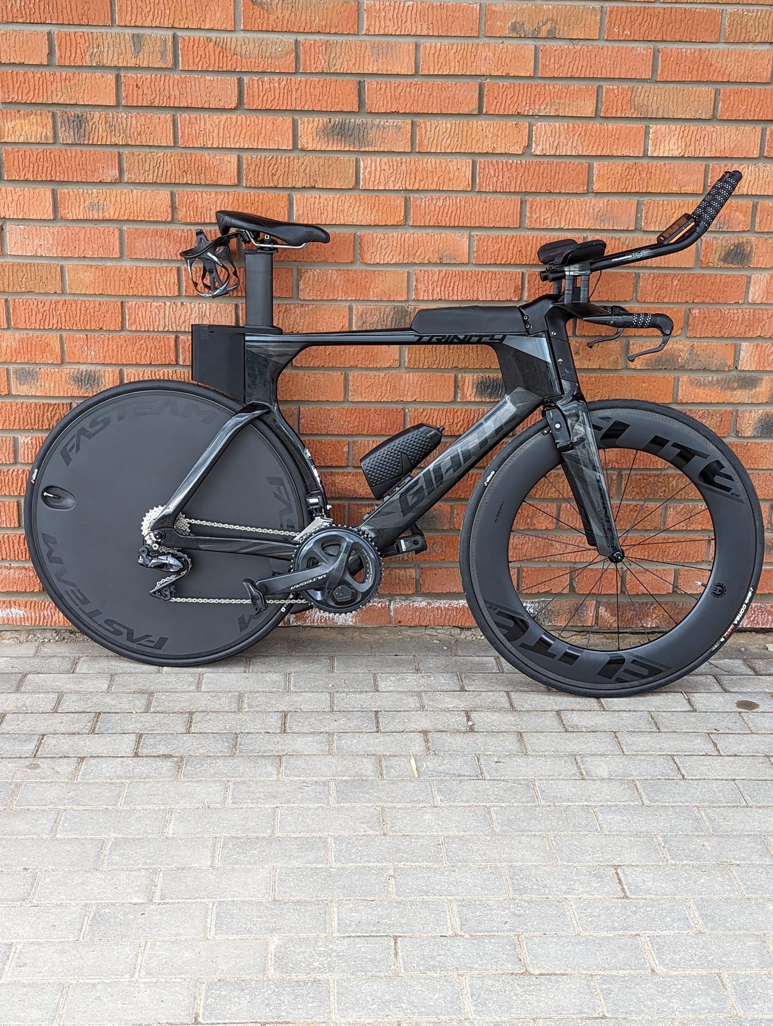 Giant Trinity bike updates with 3D printed storage box