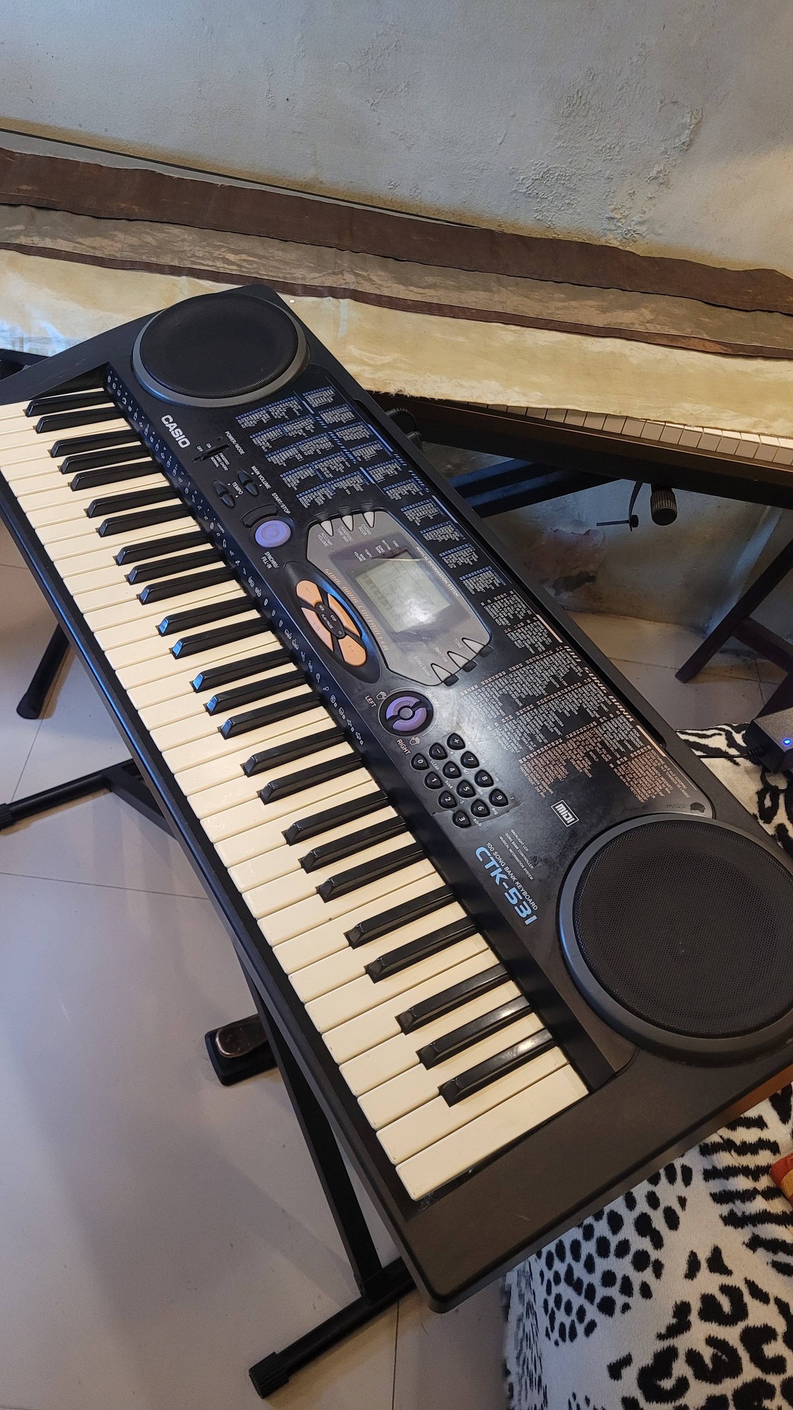 Casio CTK-531 keyboard for sale with minor issue