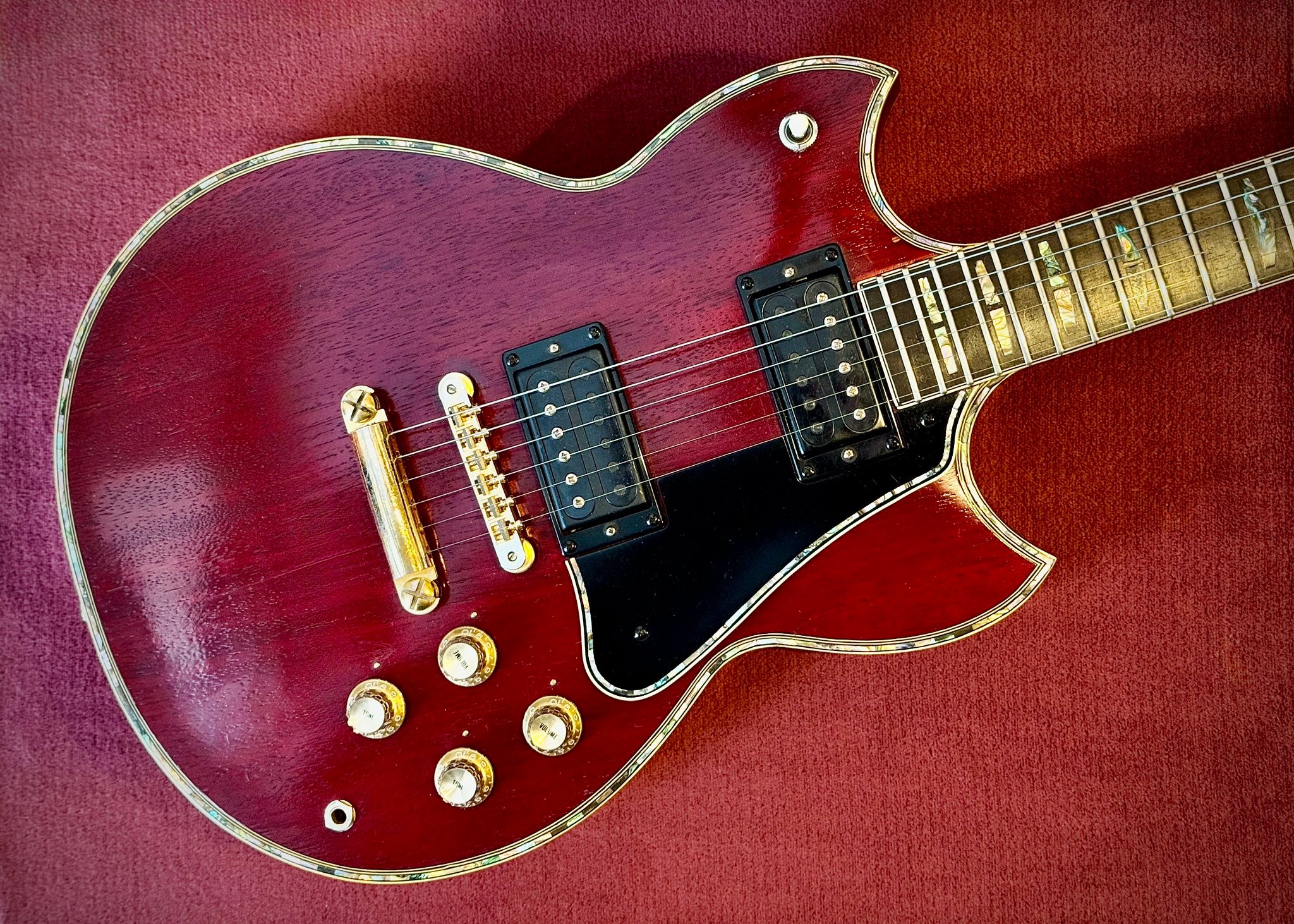 1974年製YAMAHA SG-175のプロトタイプSG-125。生産型の175とはネック