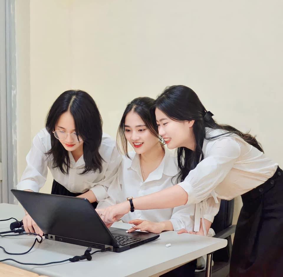 VIỆC LÀM FULL-TIME/PART-TIME BẮC NINH | em là nữ sn 2k5 muốn xin việc ...