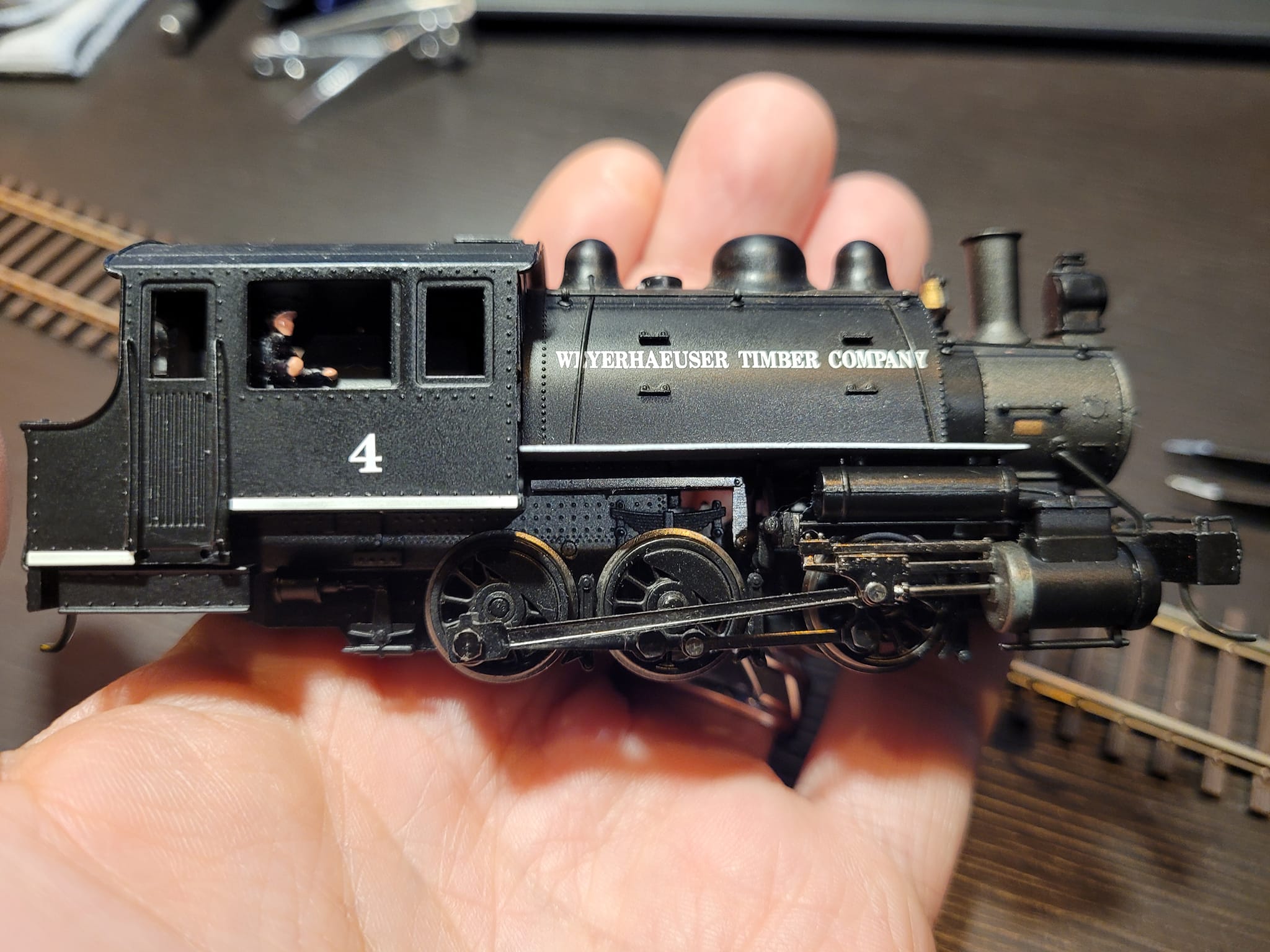 Where to find replacement ladder steps for Bachmann Spectrum 0-6-0