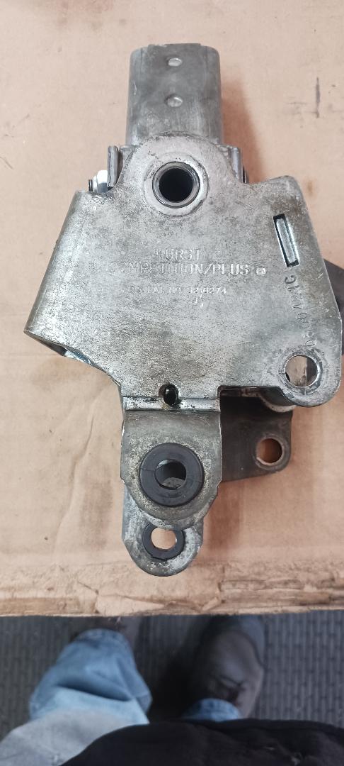 Hurst Comp Plus Specialty shifter mount for 1969 Camaro