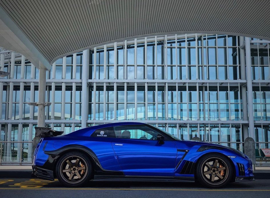 RAYS Wheels USA - NISSAN R35 GTR on VOLK RACING TE37 ULTRA... | Facebook