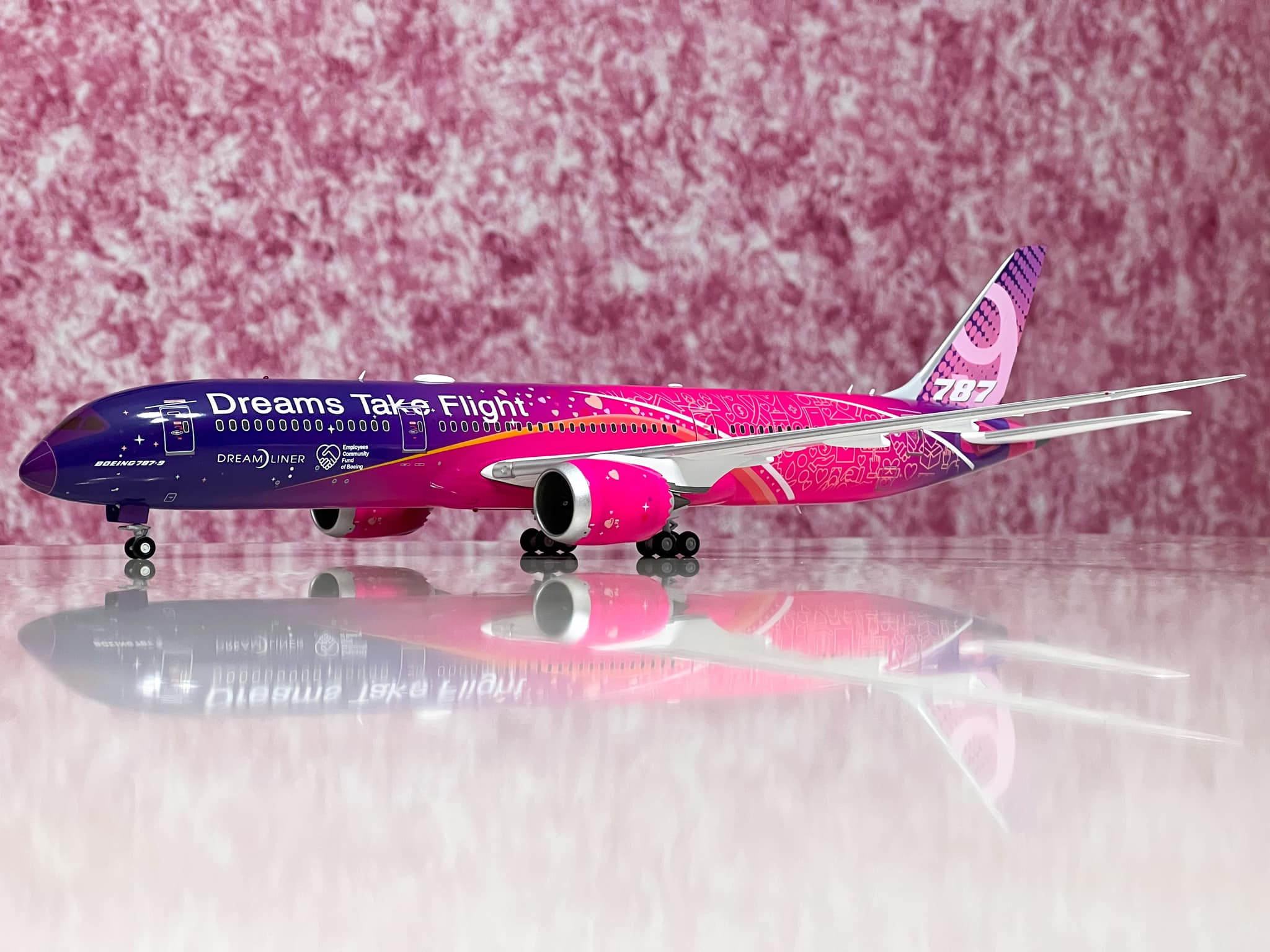 China Eastern Airlines Boeing 787-9 Dreamliner JC Wings 1:400