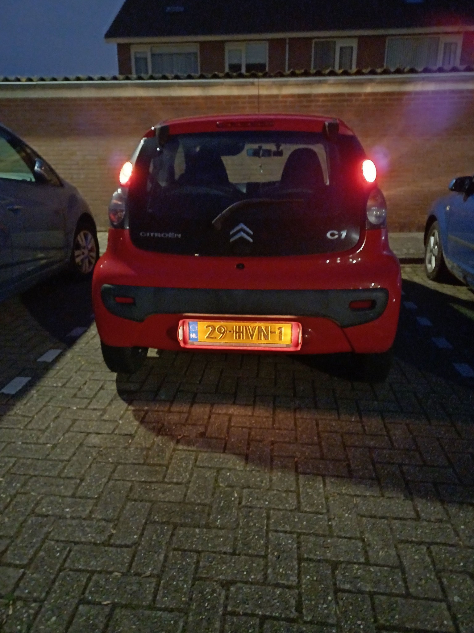 Stellendam | Bied je ook mee? Volledige bod gaat naar Caty's pakhuis en ...
