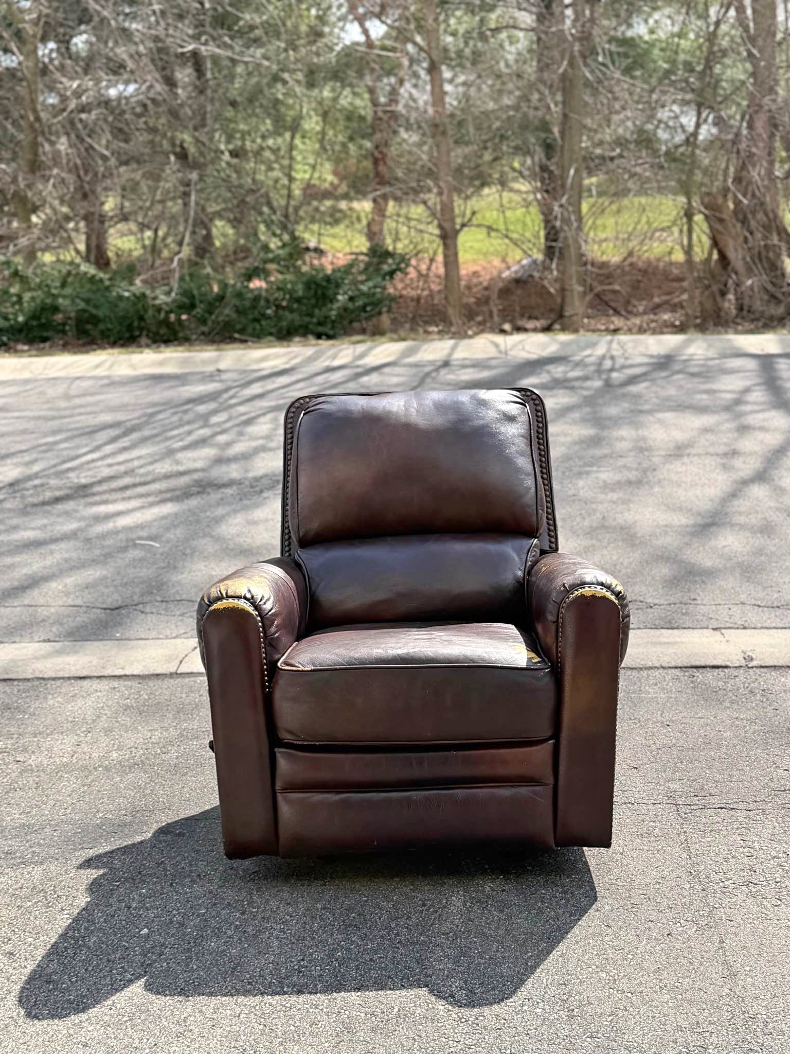 Lane Leather Rocker &Recliner - Chairs - Zionsville, Indiana | Facebook ...