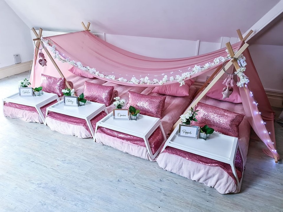 Dollshousesleepovers