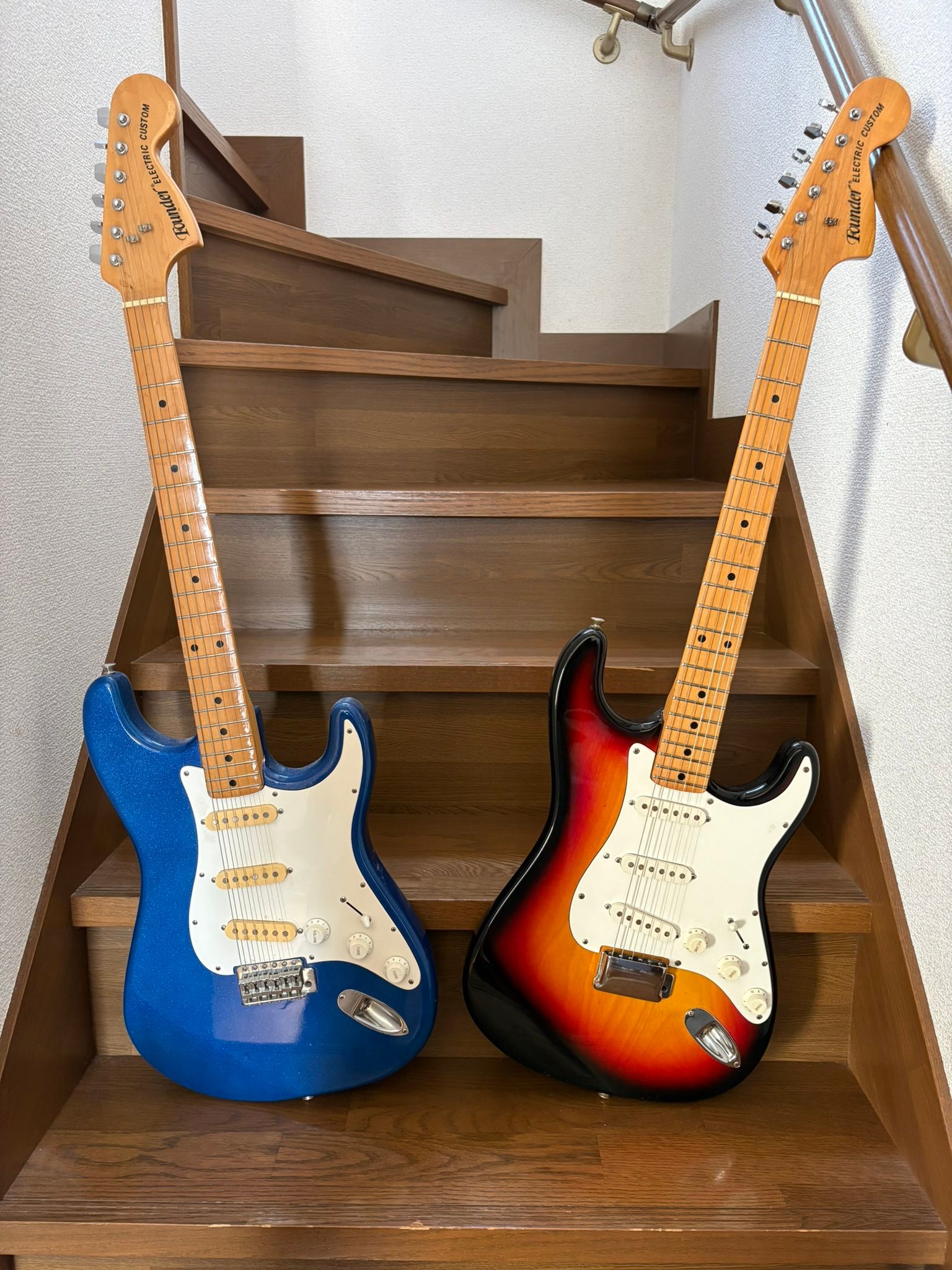 Founder Electric Custom 希少 木目 Founder ELECTRIC CUSTOM ストラト