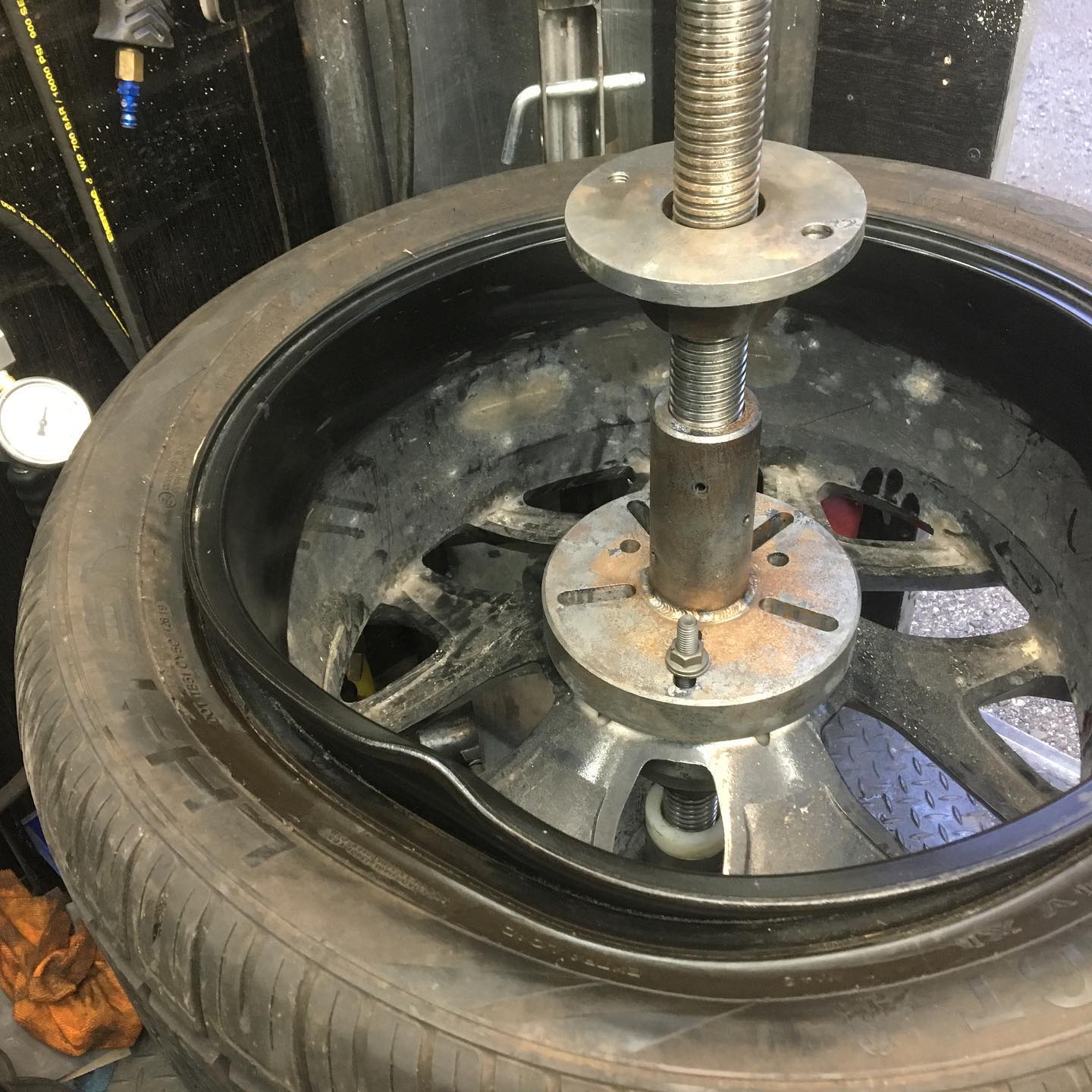 A nice bend before and after - Absolute wheel repair