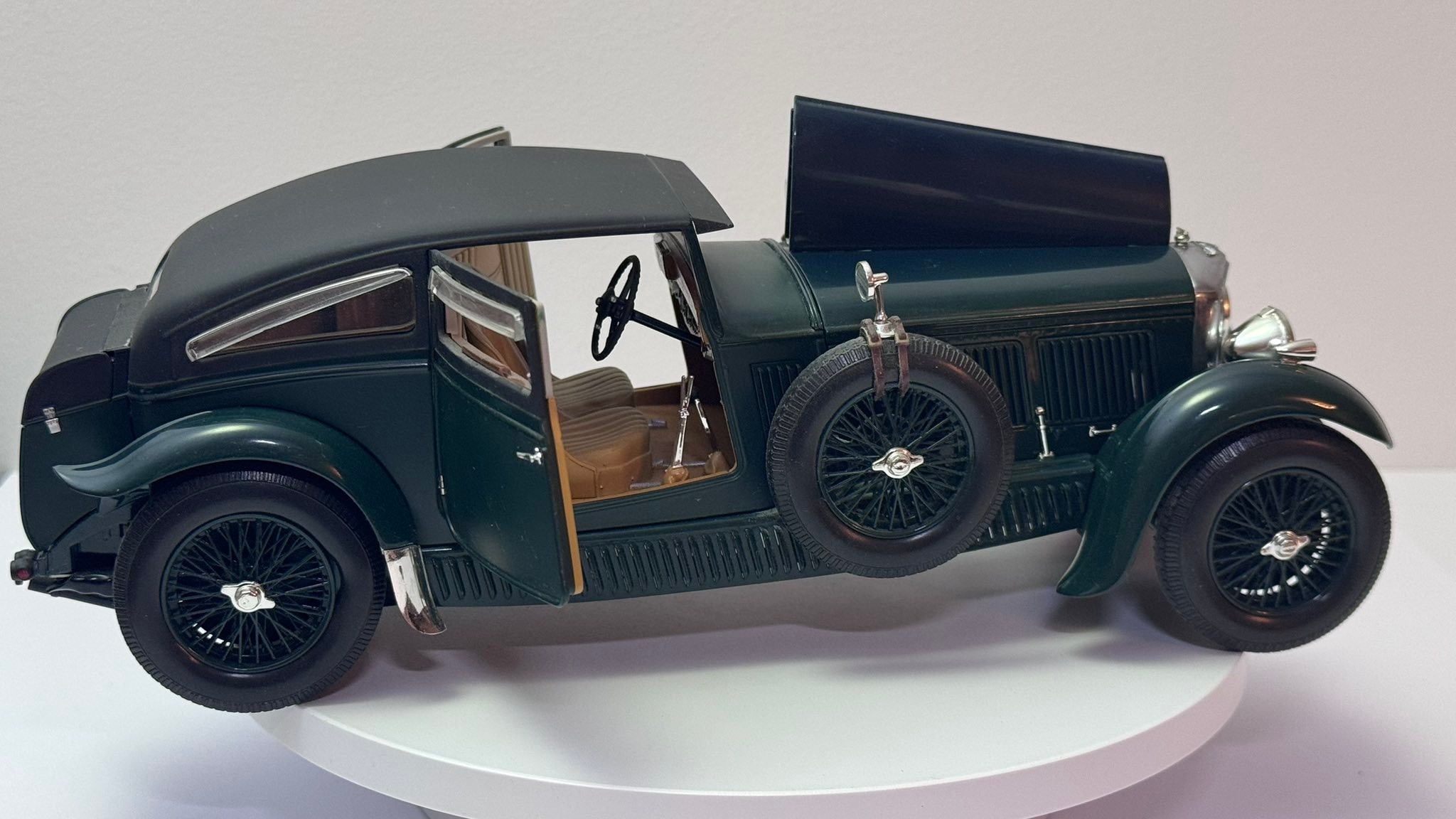 1/18 MINICHAMPS - BENTLEY - 6-1/2 LITRE GURNEY NUTTING BLUE TRAIN
