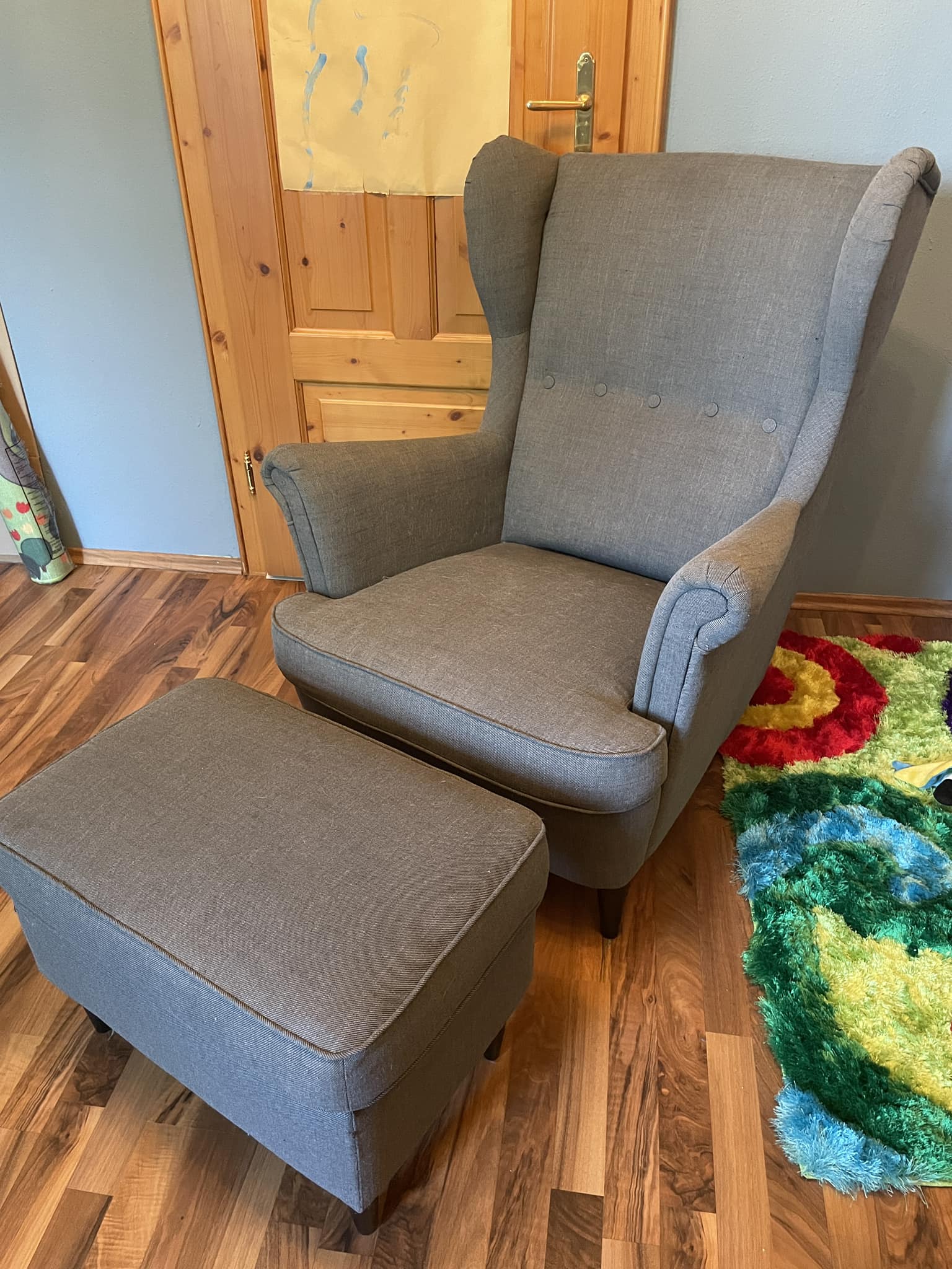 STRANDMON Ohrensessel + Hocker IKEA Neuwertiger Zustand. War nur Deko. 100€, Abholung in Wels
