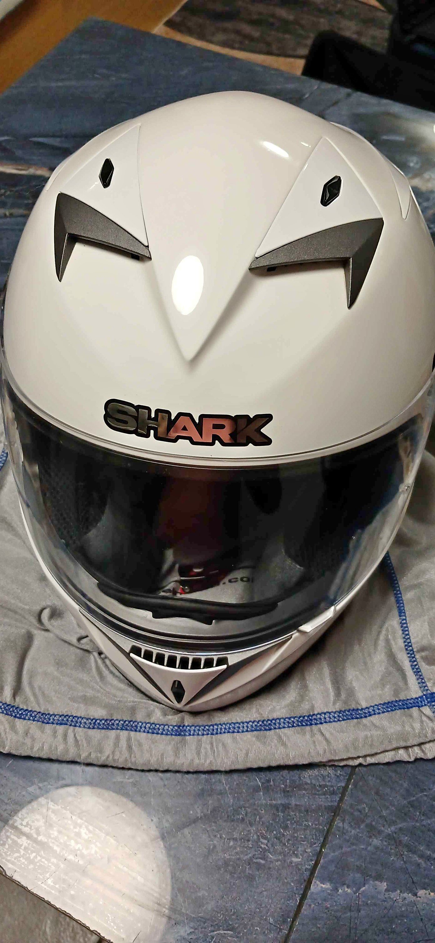 bike helmets sale cape town Trek Velocis Mips Road Helmet than its trail brother the Trail 2.0 helmet Bike Helmets - Specialized