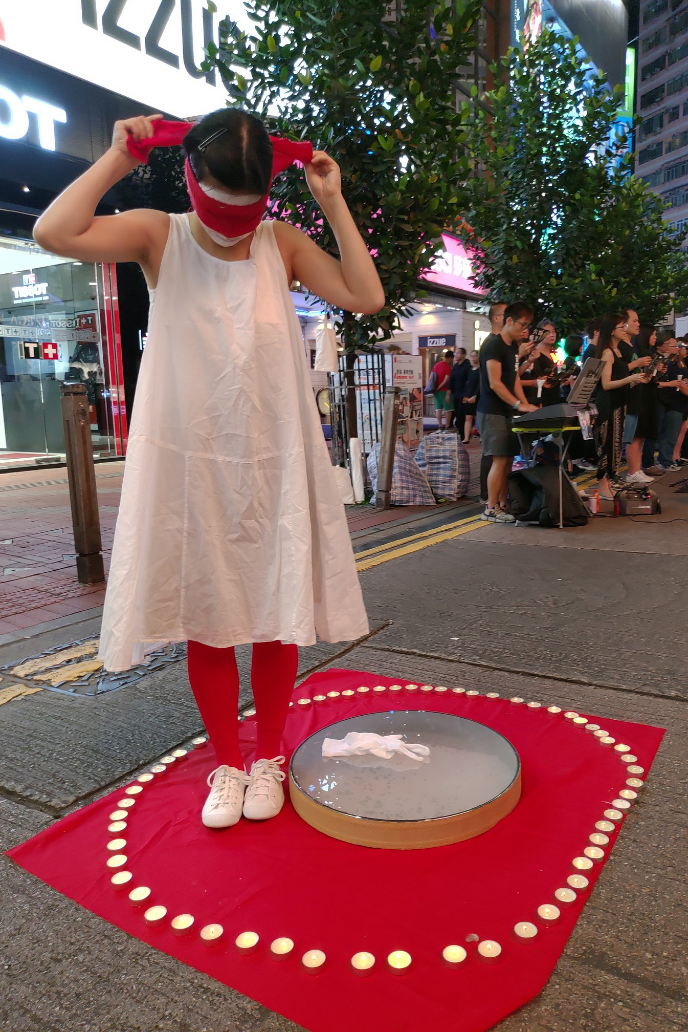 HongKong's vibrancy lives in every detail. In a city renowned for